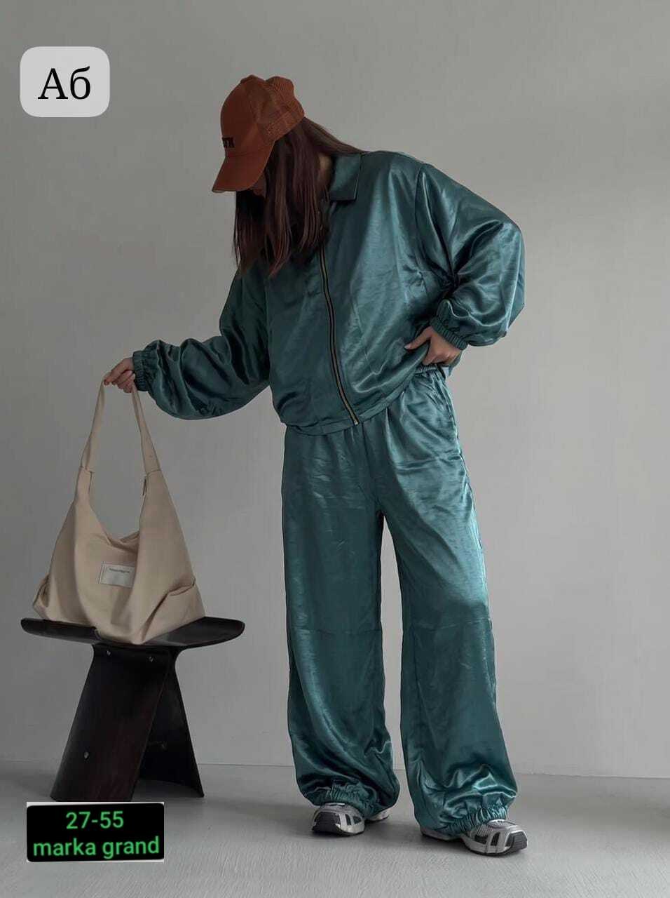 cпортивный костюм велюровый,костюм велюровый,спортивный костюм женский,велюровый костюм женский,костюм оверсайз