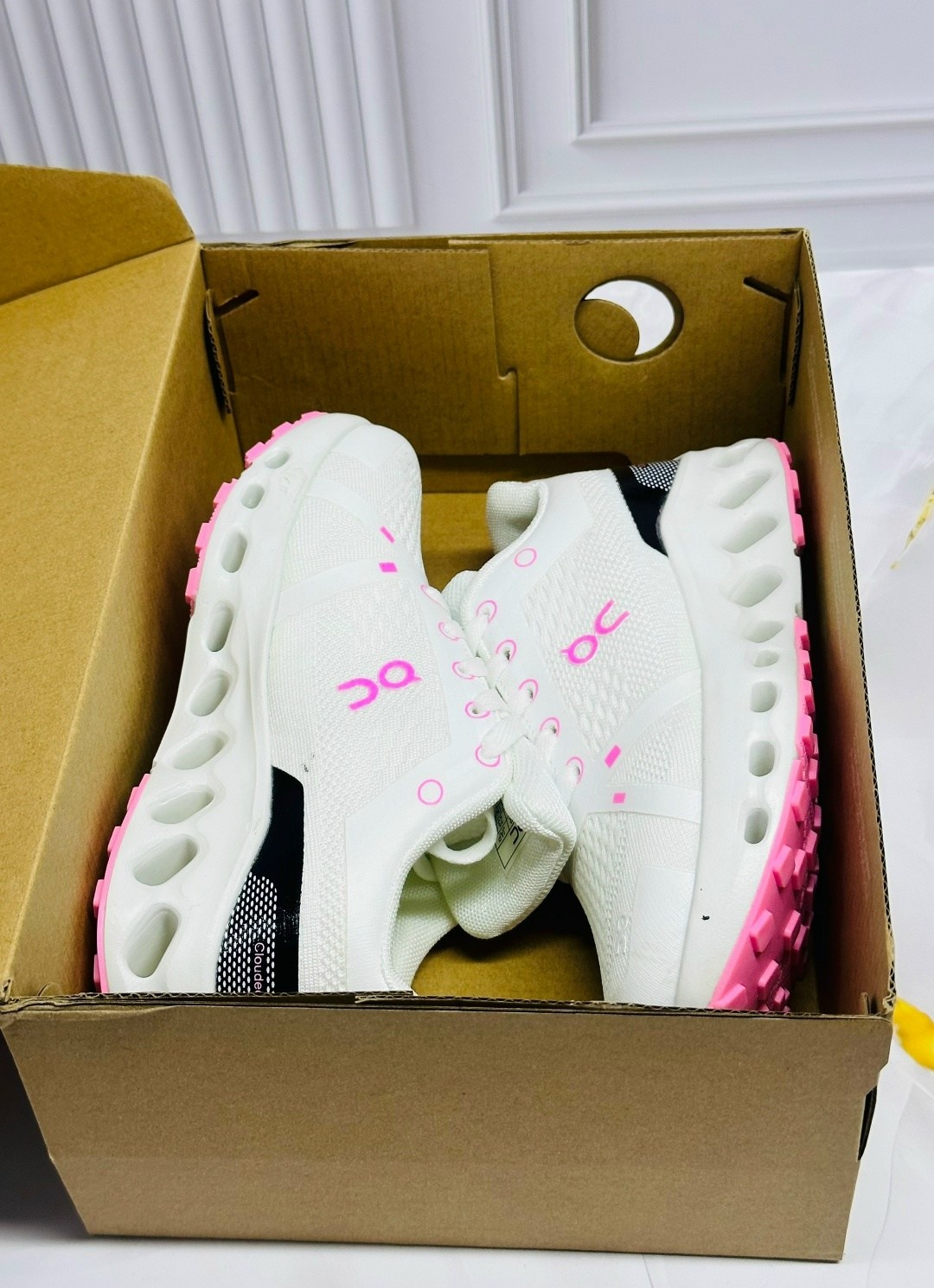 кроссовки женскиe,кроссовки cпортивные,,кроссовки on,спортивный