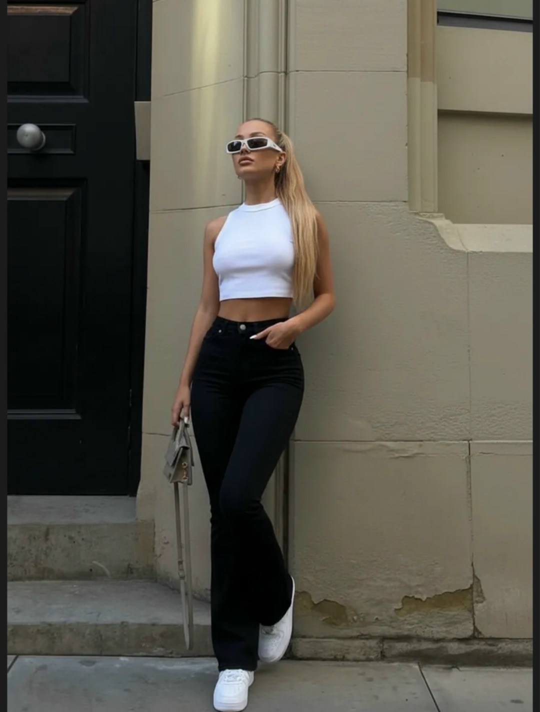 джинсы клеш,джинсы клёш женские,джинсы клеш от колена pularia fashion,черные джинсы женские,джинсы клеш женские с высокой посадкой