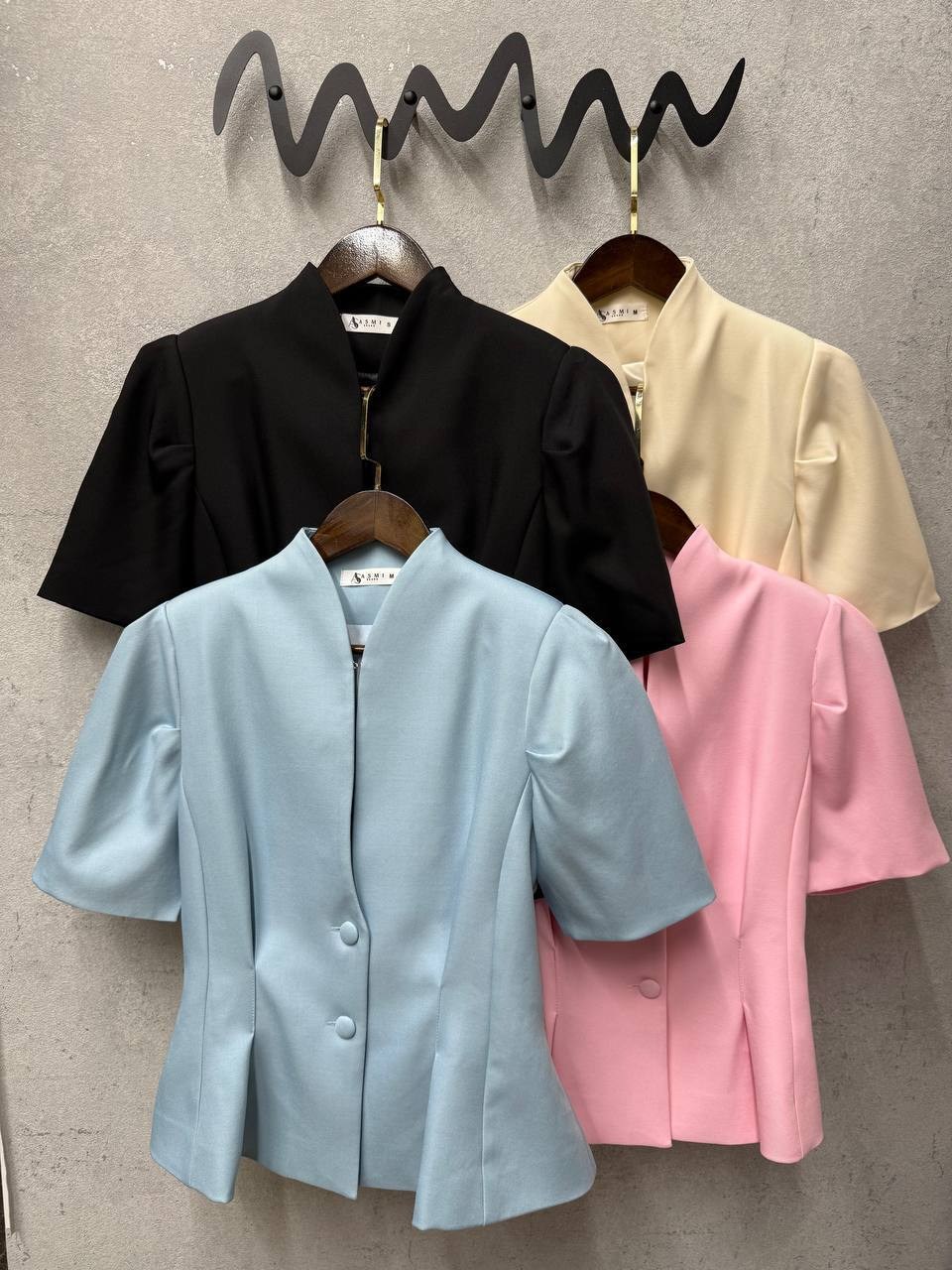 жакет,пиджак и жакет,жакет с коротким рукавом,жакет женский,приталенный жакет