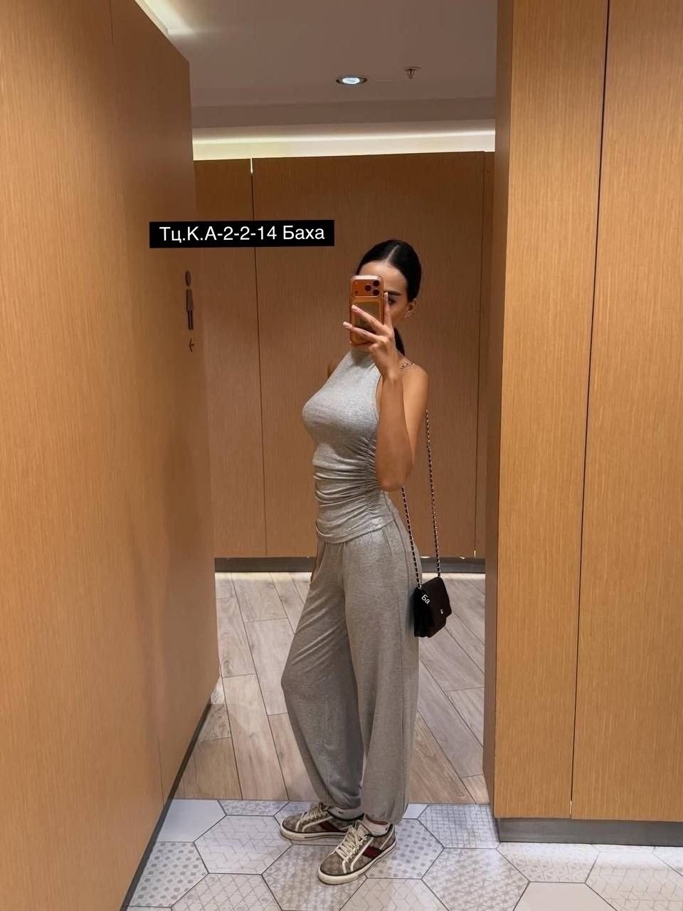 ,женские комбинезоны,платье коричневое,костюм женский брючный