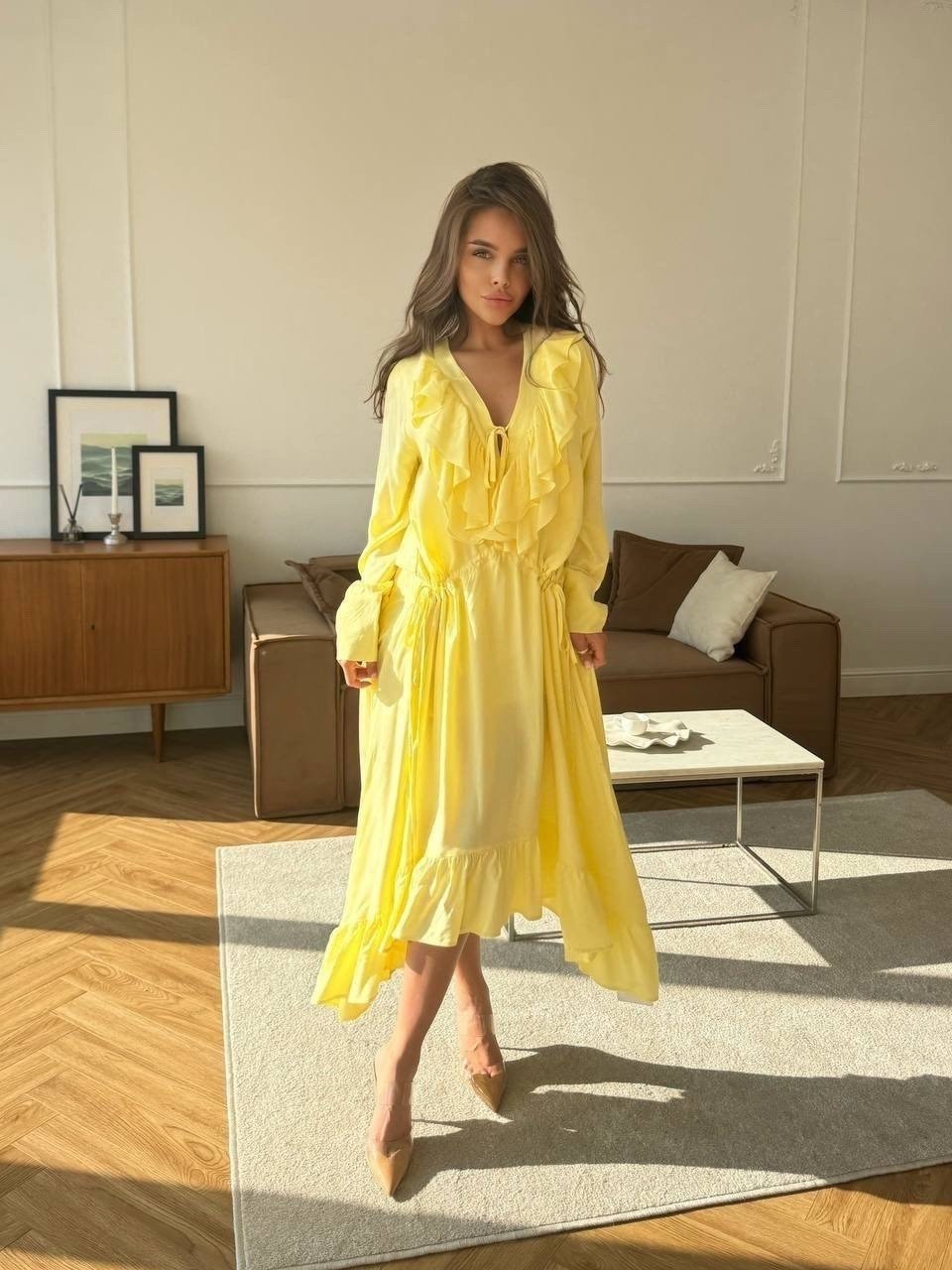 платье шелковое с оборками,платье желтый,платье шелковое миди,платья бохо,платье стильное