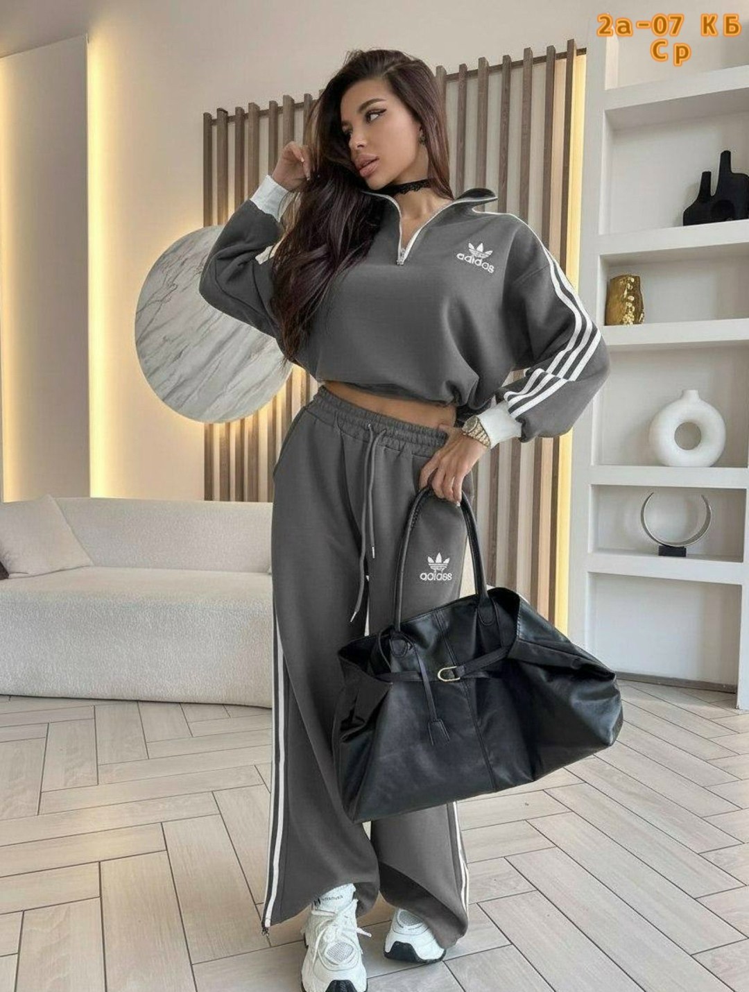 спортивный костюм адидас красный женский,красный женский спортивный костюм adidas,костюм спортивный,женский спортивный костюм,спортивные костюмы адидас