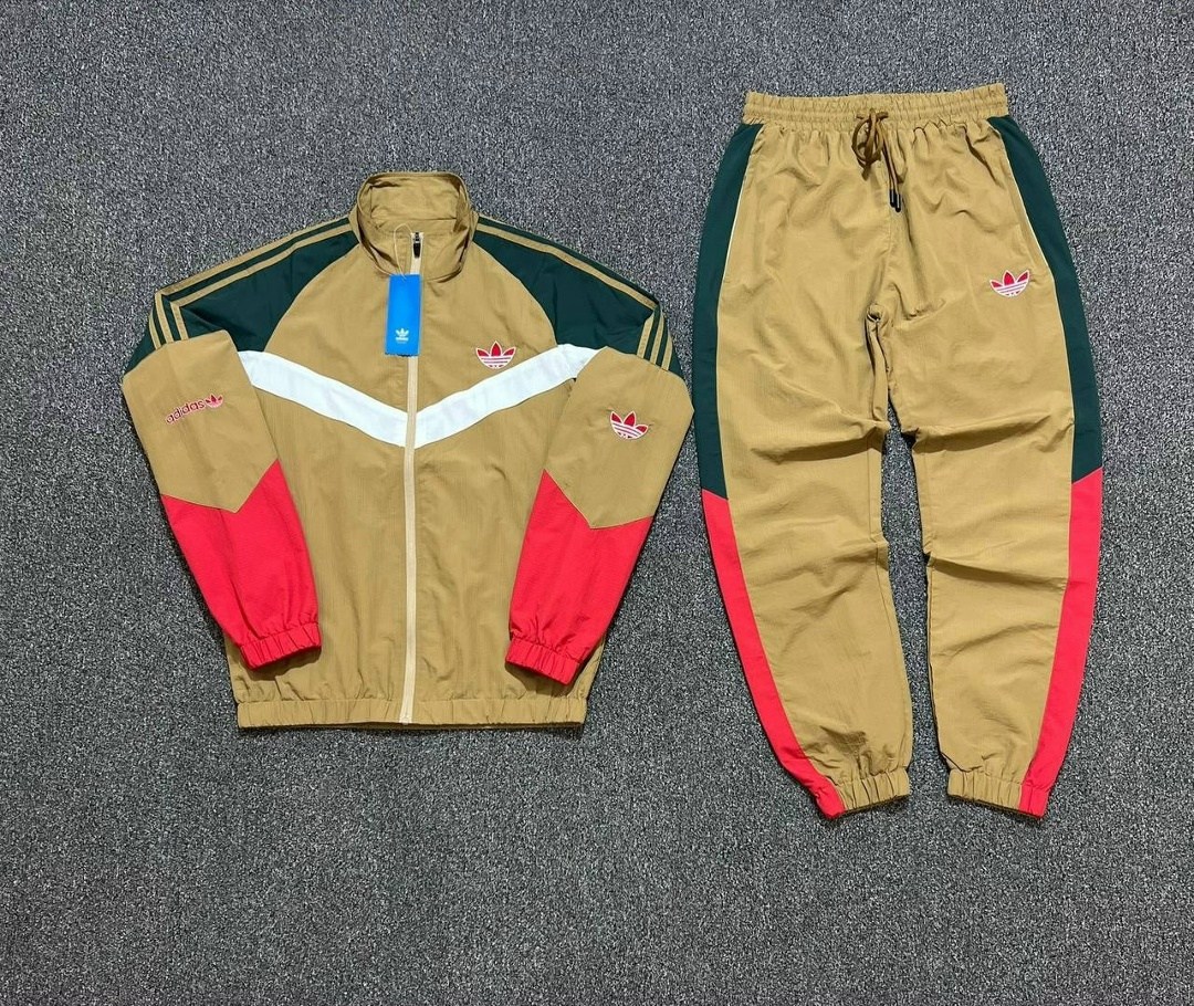 спортивный костюм adidas 90х,спортивный костюм adidas,спортивный костюм adidas винтажный,спортивный костюм adidas из 90-х,спортивные костюмы адидас