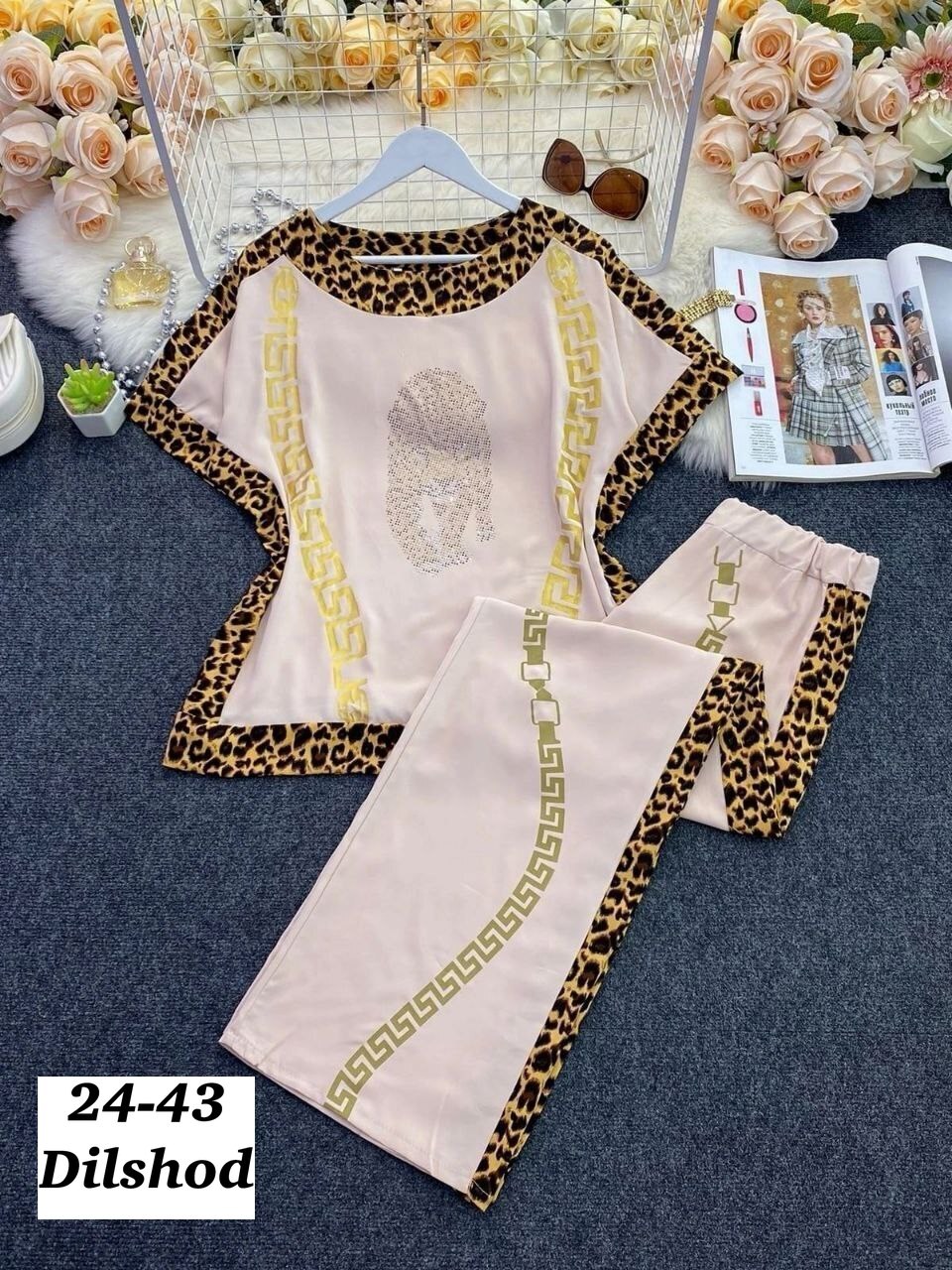 костюм со стразами,турецкие костюмы,костюм женский,костюм двойка женская,костюм турция