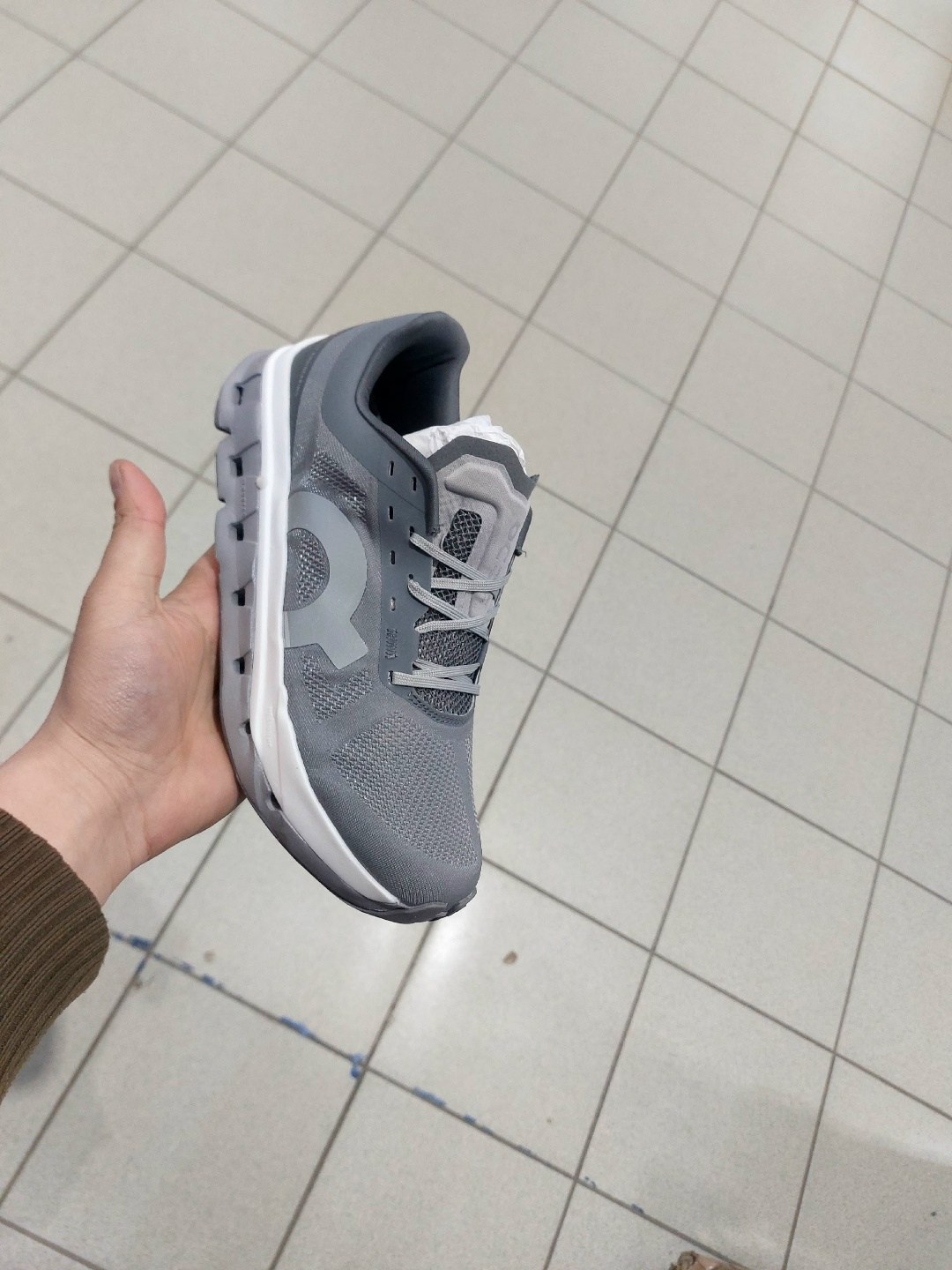 кроссовки on cloudmonster белый,кроссовки,кроссовки on,беговые кроссовки,спортивная