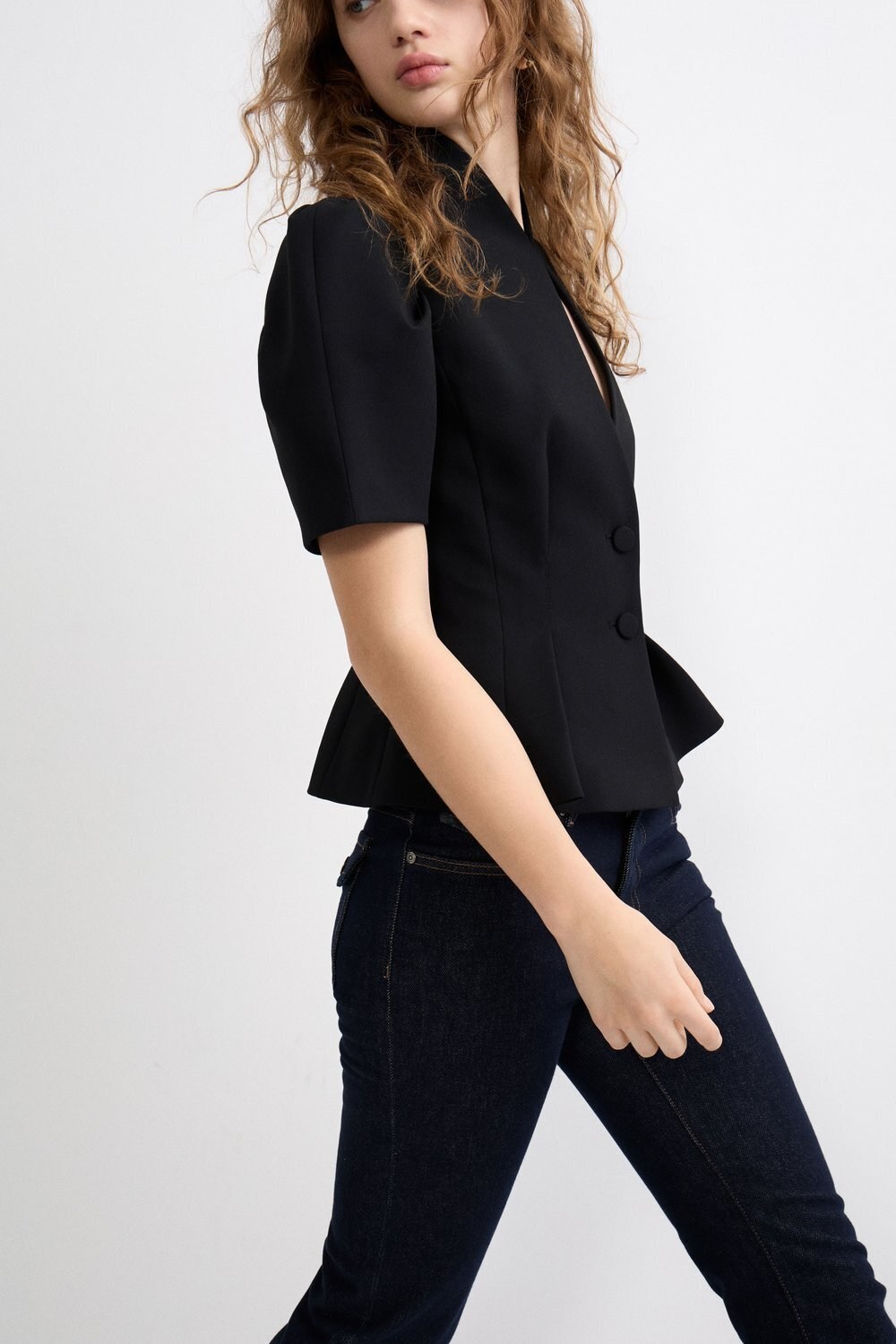 жакет,пиджак и жакет,жакет с коротким рукавом,жакет женский,приталенный жакет