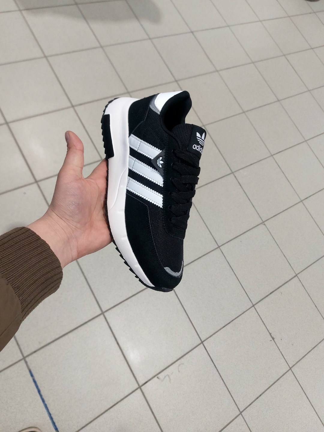 кроссовки мужские adidas,кроссовки adidas,кроссовки adidas retropy,кроссовки адидас,кроссовки адидас модели 2026