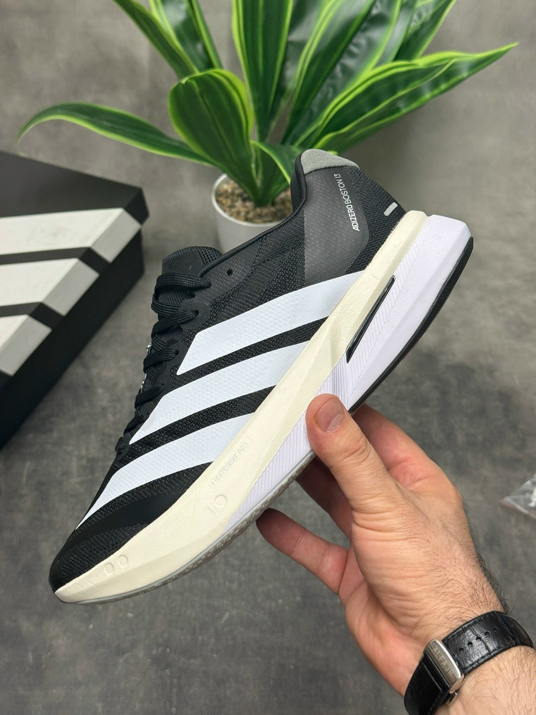 кроссовки adidas,кроссовки adidas adizero,кроссовки мужские adidas,кроссовки мужские женские adidas,кроссовки адидас