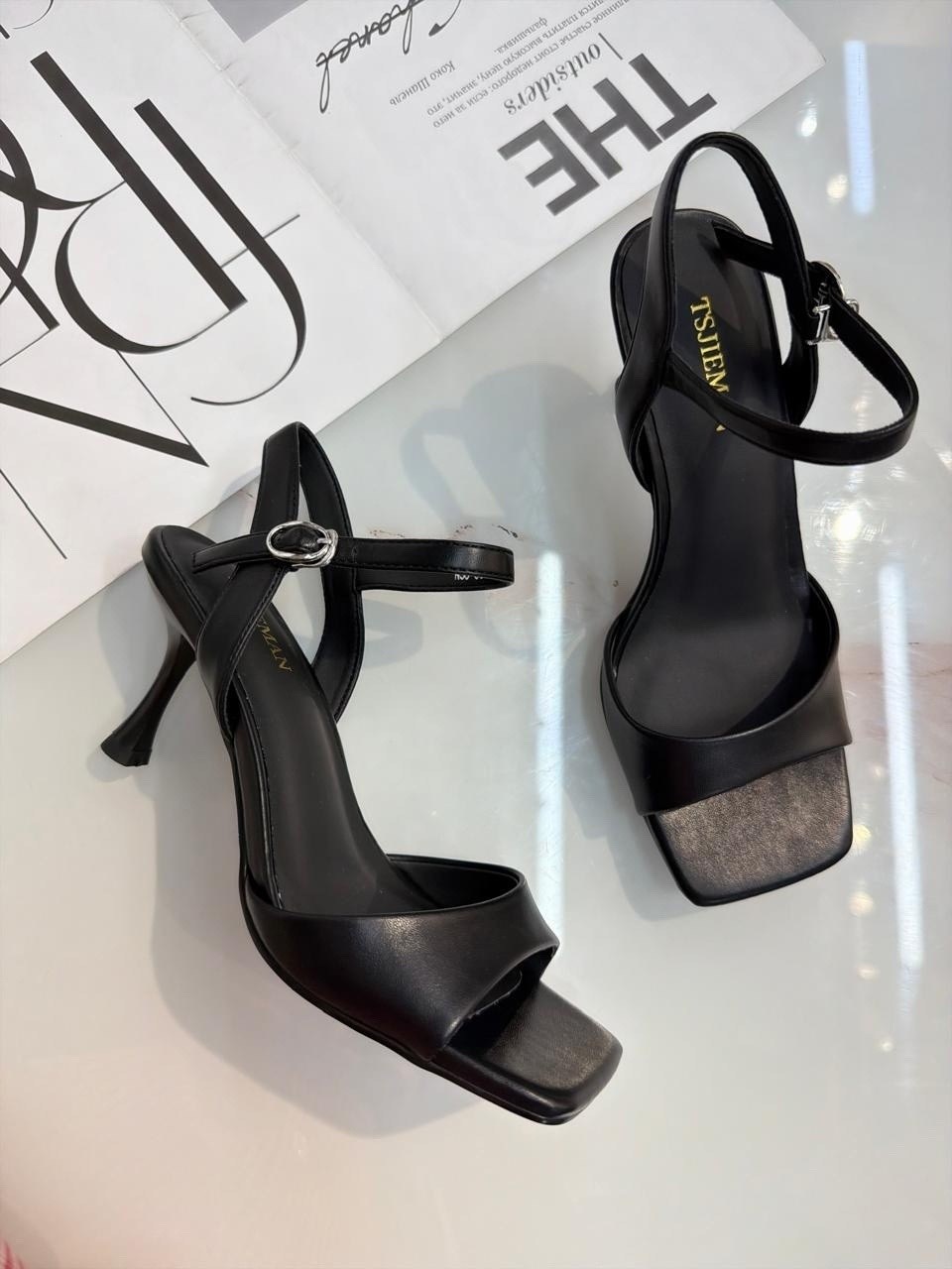 женские босоножки,босоножки на каблуках,кожаные босоножки,босоножки на квадратном каблуке,босоножки карри