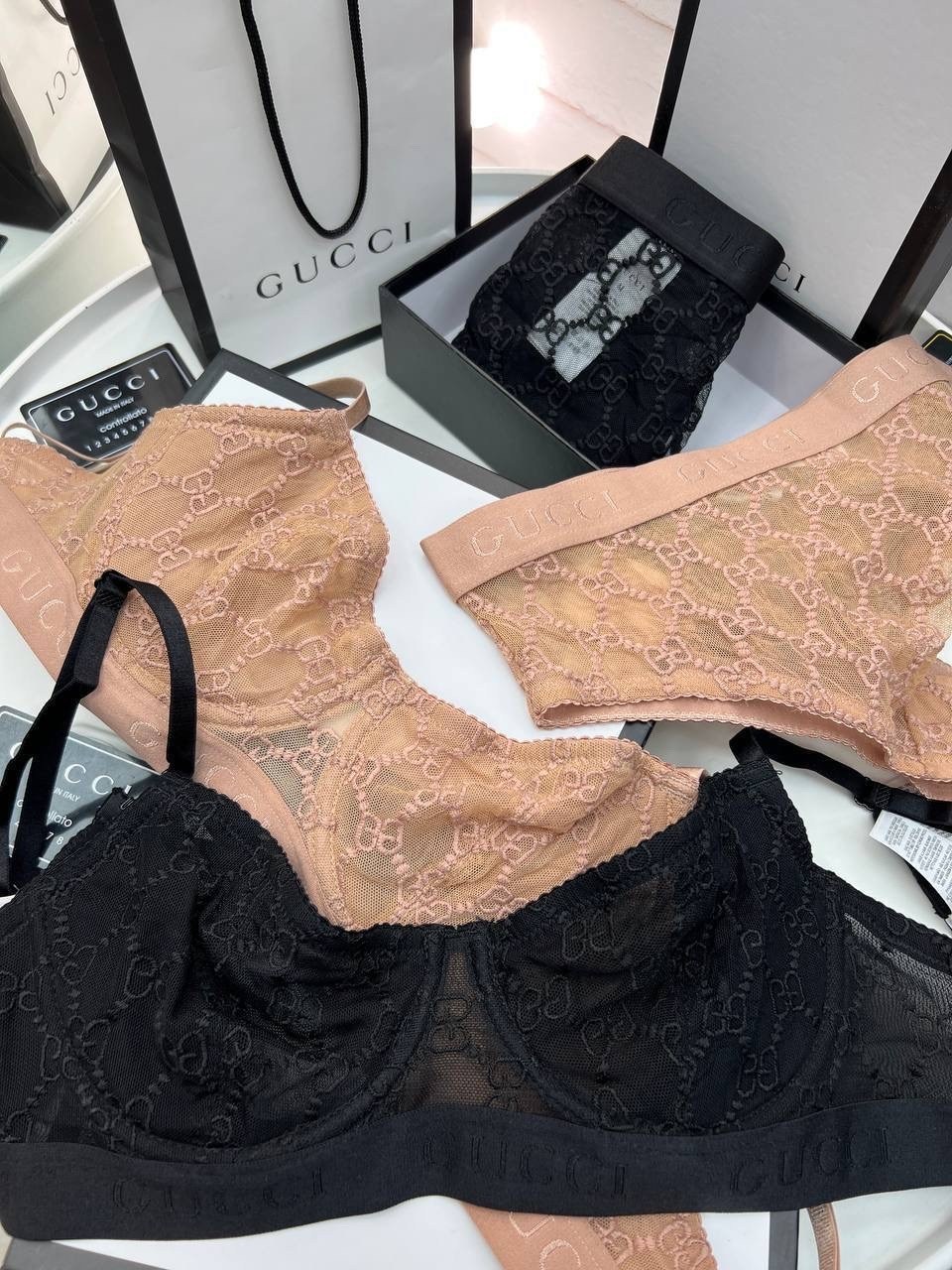 комплект нижнего белья гучи,комплект нижнего белья gucci,нижнее белье гуччи,нижнего белья комплект,женские белье