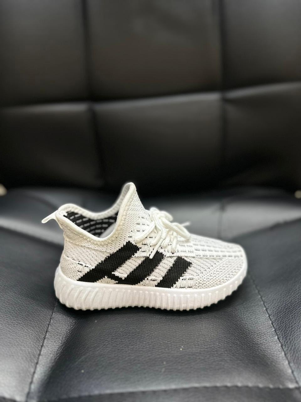 кроссовки детские текстильные yeezy boost кеды изи,кроссовки изи,кроссовки изики,кроссовки,детские кроссовки