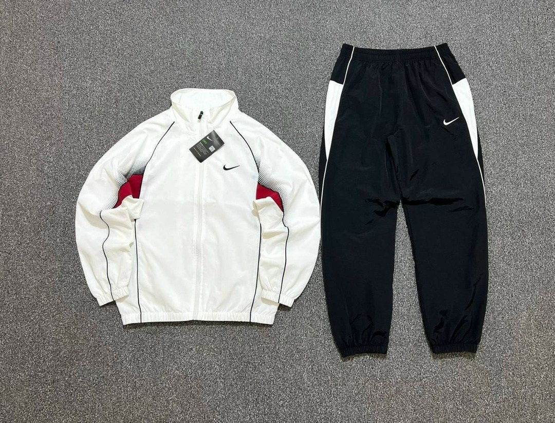 костюм спортивный nike sportswear woven suit basic bv3030-010,спортивный костюм nike,спортивный костюм плащевка nike,мужской спортивный костюм nike,костюм спортивный новый nike