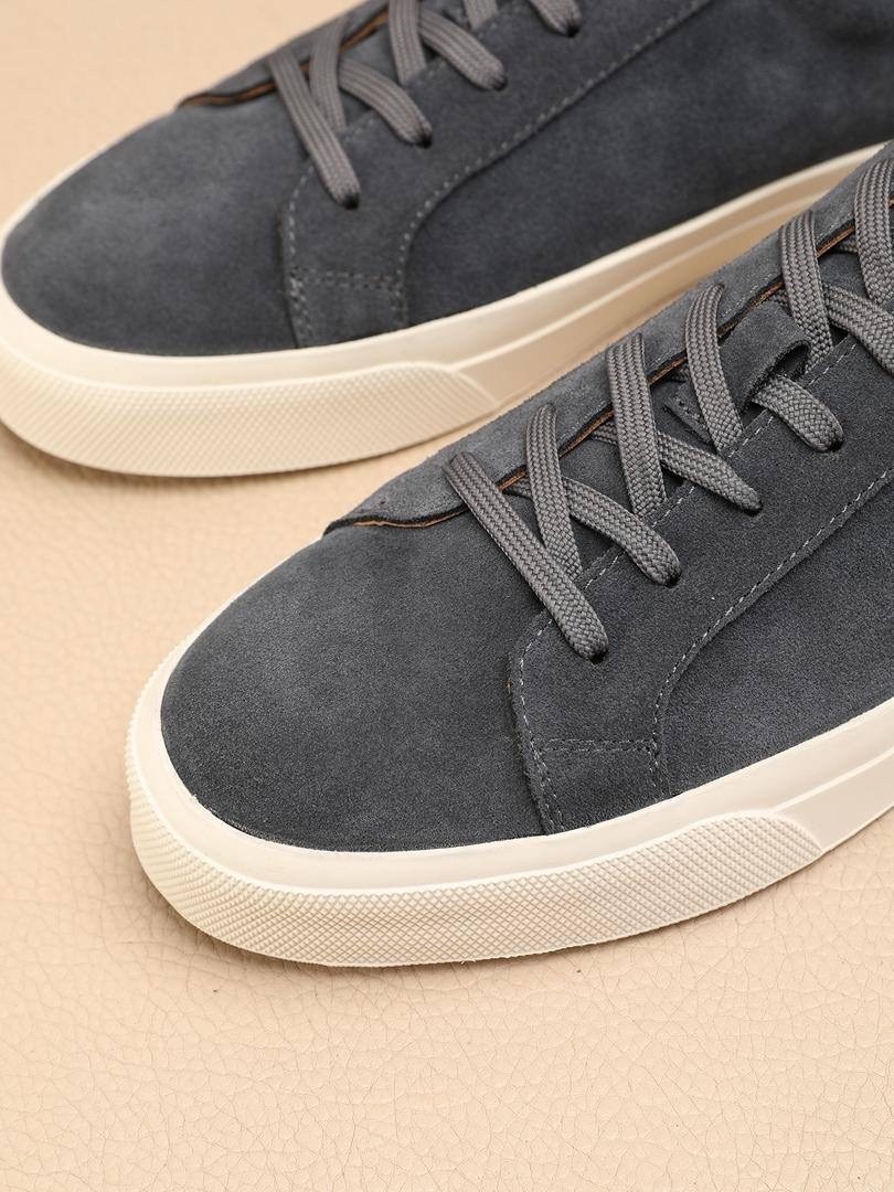 замшевые кроссовки brunello cucinelli,замшевые кеды brunello cucinelli,brunello cucinelli мужские замшевые кеды,кроссовки brunello cucinelli,мужские кеды brunello cucinelli серые замшевые с белой подо