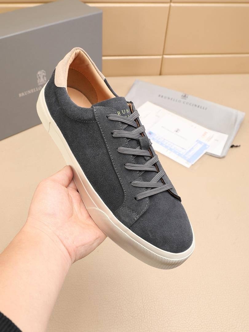 замшевые кроссовки brunello cucinelli,замшевые кеды brunello cucinelli,brunello cucinelli мужские замшевые кеды,кроссовки brunello cucinelli,мужские кеды brunello cucinelli серые замшевые с белой подо