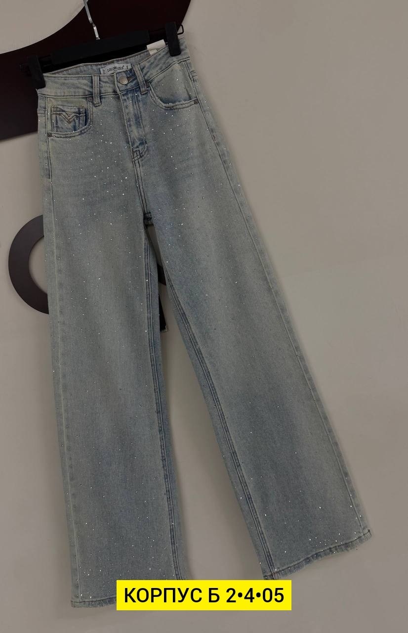 джинсы женские,джинсы со стразами,модные джинсы,джинсы,стильные джинсы