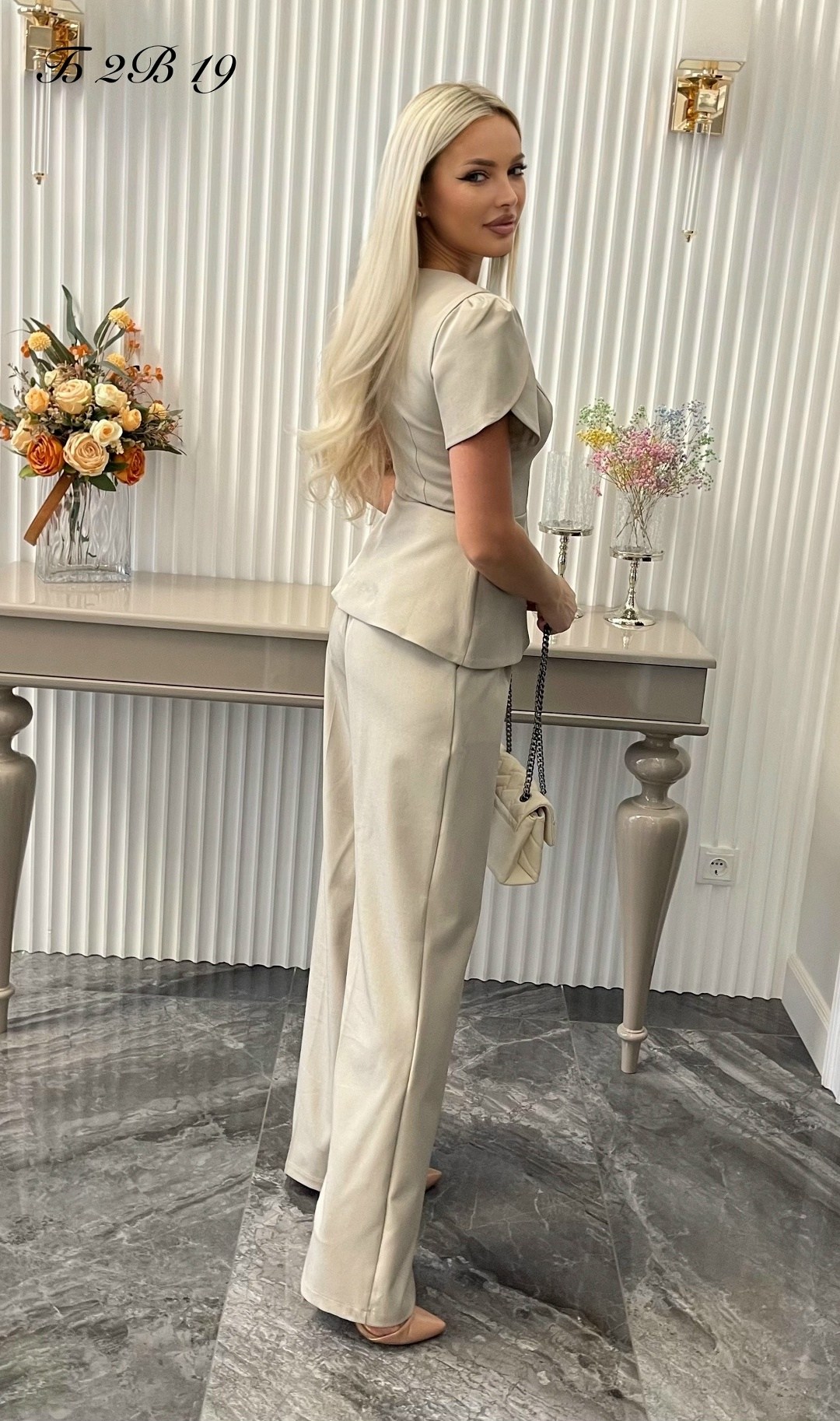 брюки из премиальной костюмной ткани в бежевом цвете,костюм женский брючный,костюм брючный,костюм двойка женский брючный,костюм