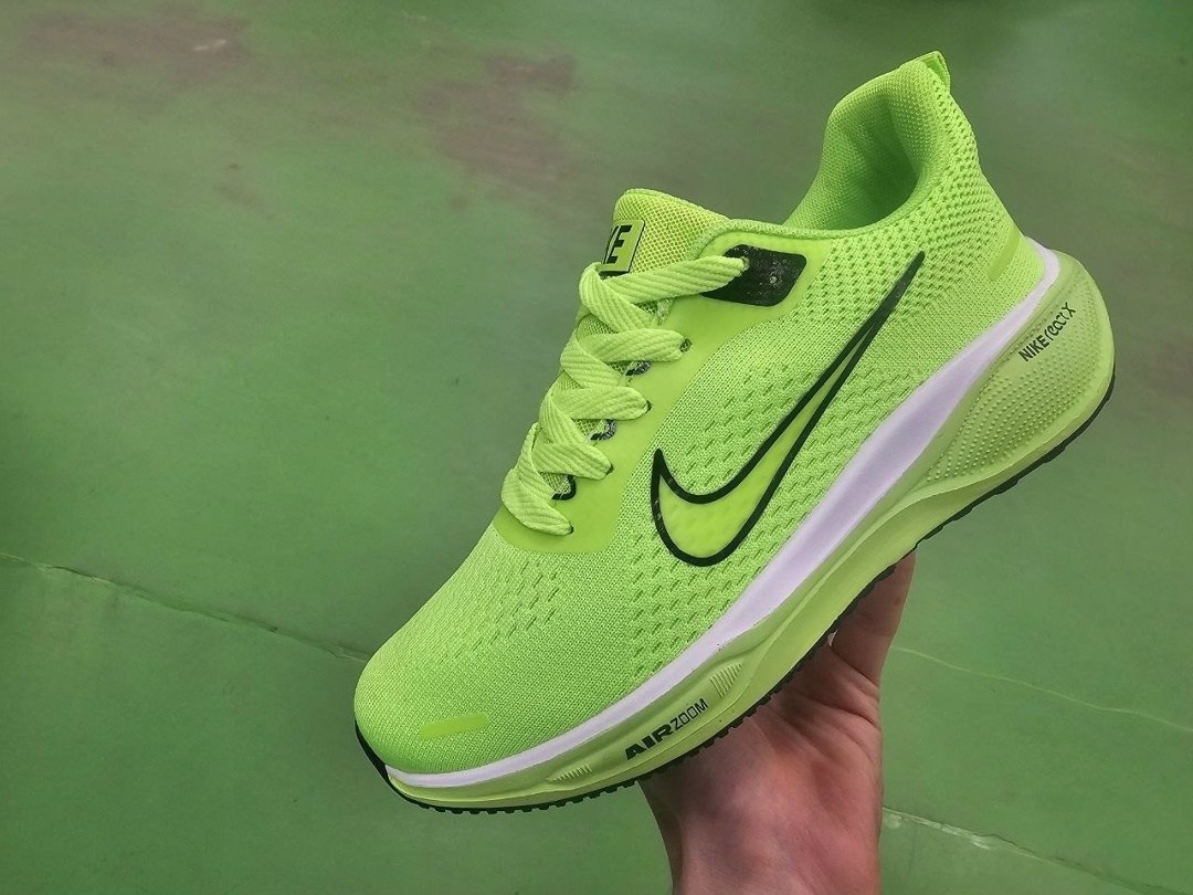 кроссовки,кроссовки nike,кроссовки мужские nike,спортивная ,кроссовки найк