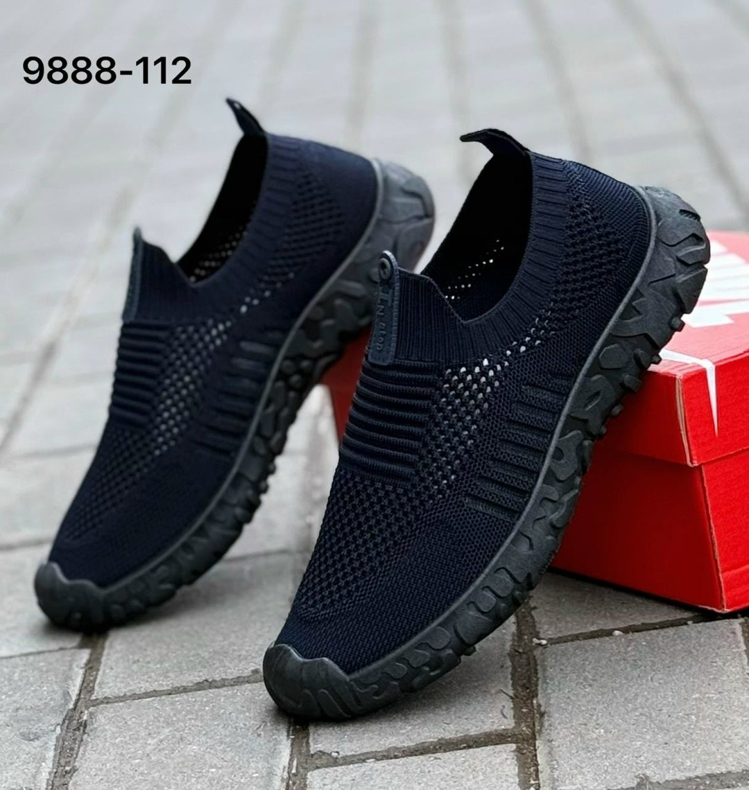 , мужские,кроссовка мужской,мужские кроссовки,кроссовки тапки адидас