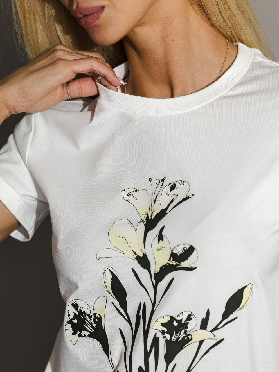 женская футболка,,шорты женские,повседневные шорты,комплект с шортами