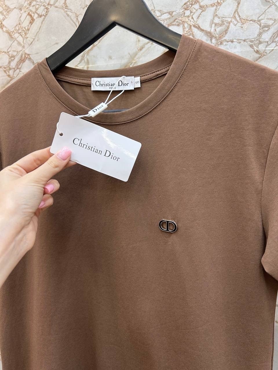 футболка dior,футболки модные,стиль футболка,мужская футболка