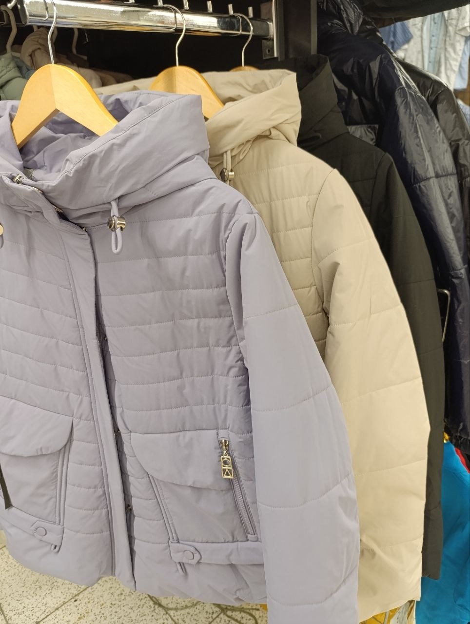 женская демисезонная куртка,куртка женская,куртка демисезонная,куртка женская бежевая,куртка зимняя женская