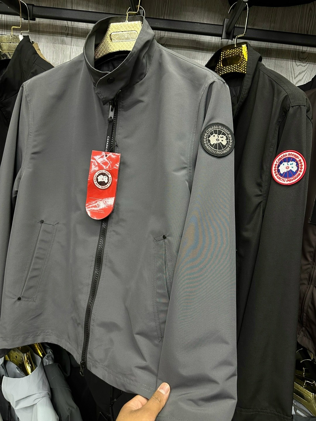 легкая куртка,куртка,куртка canada goose,bomber jacket