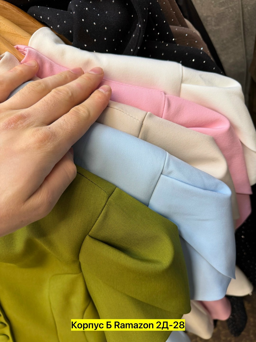 деловой костюм женский,женская блуза,блузка стильная,женская блузка,приталенная блуза