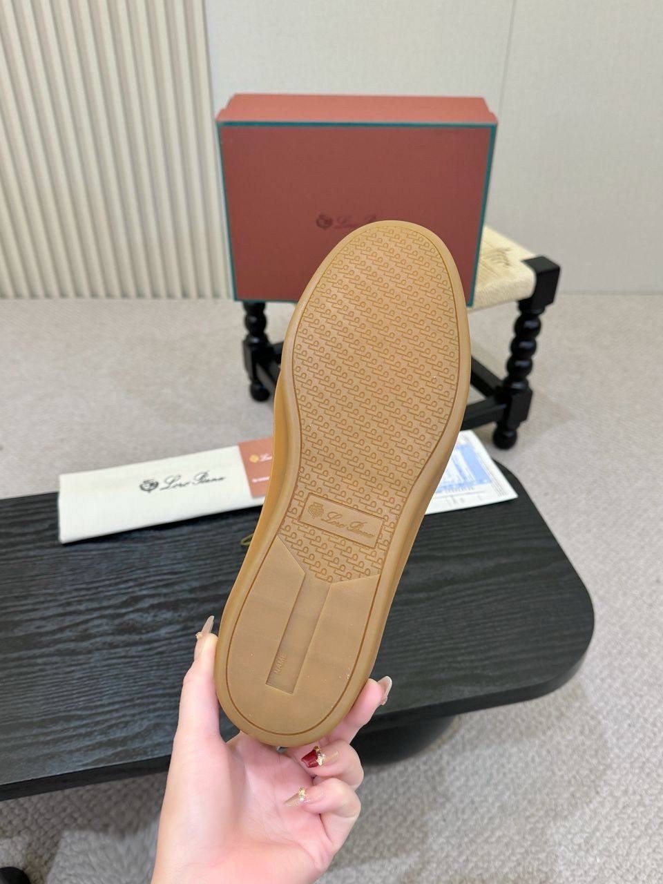 ,кроссовки loro piana,кеды loro piana,мужские кроссовки,спортивная