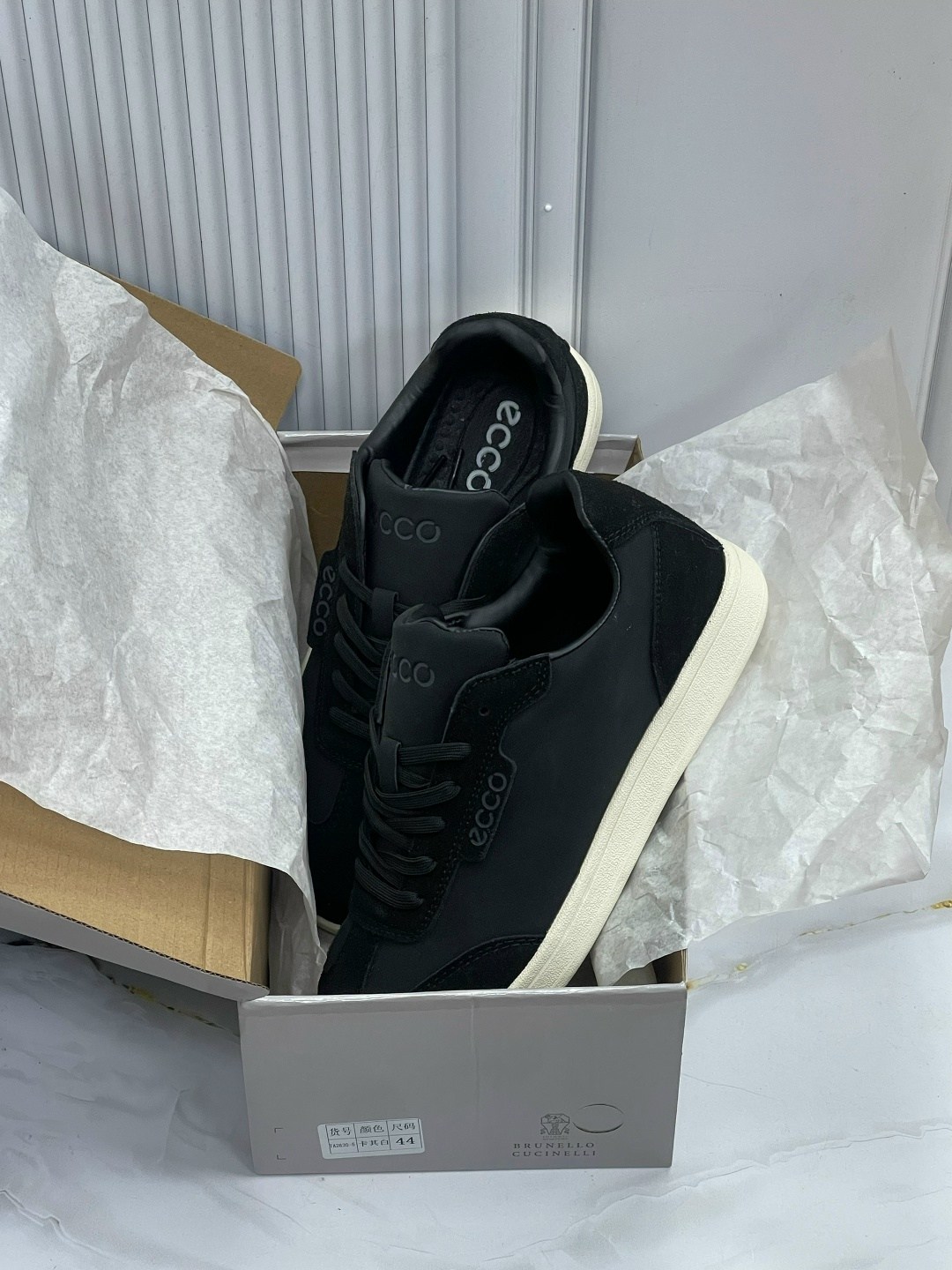 ,кроссовки ecco,ecco кроссовки мужские,мужская  кроссовки,ecco кеды