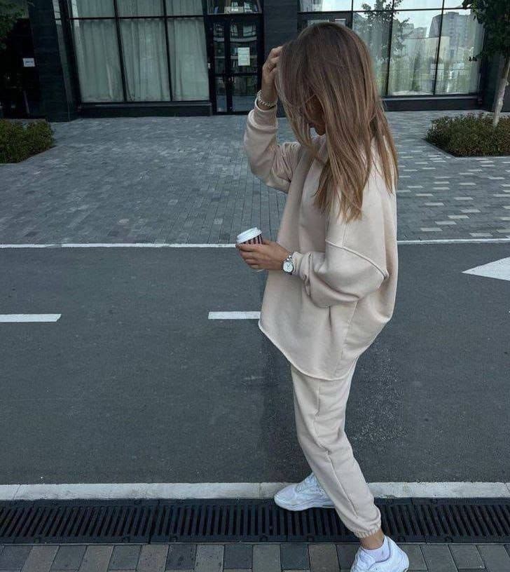 спортивные костюмы женские,cпортивный костюм оверсайз,спортивный костюм свободного кроя,костюм с кофтой,штаны оверсайз