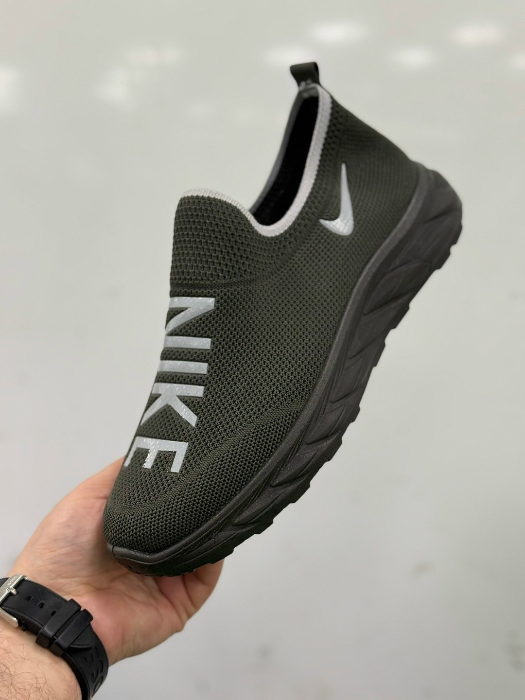 кроссовки найк без шнурков мужские,кроссовки мужские летние nike,мужские кроссовки nike,кроссовки nike,кроссовки