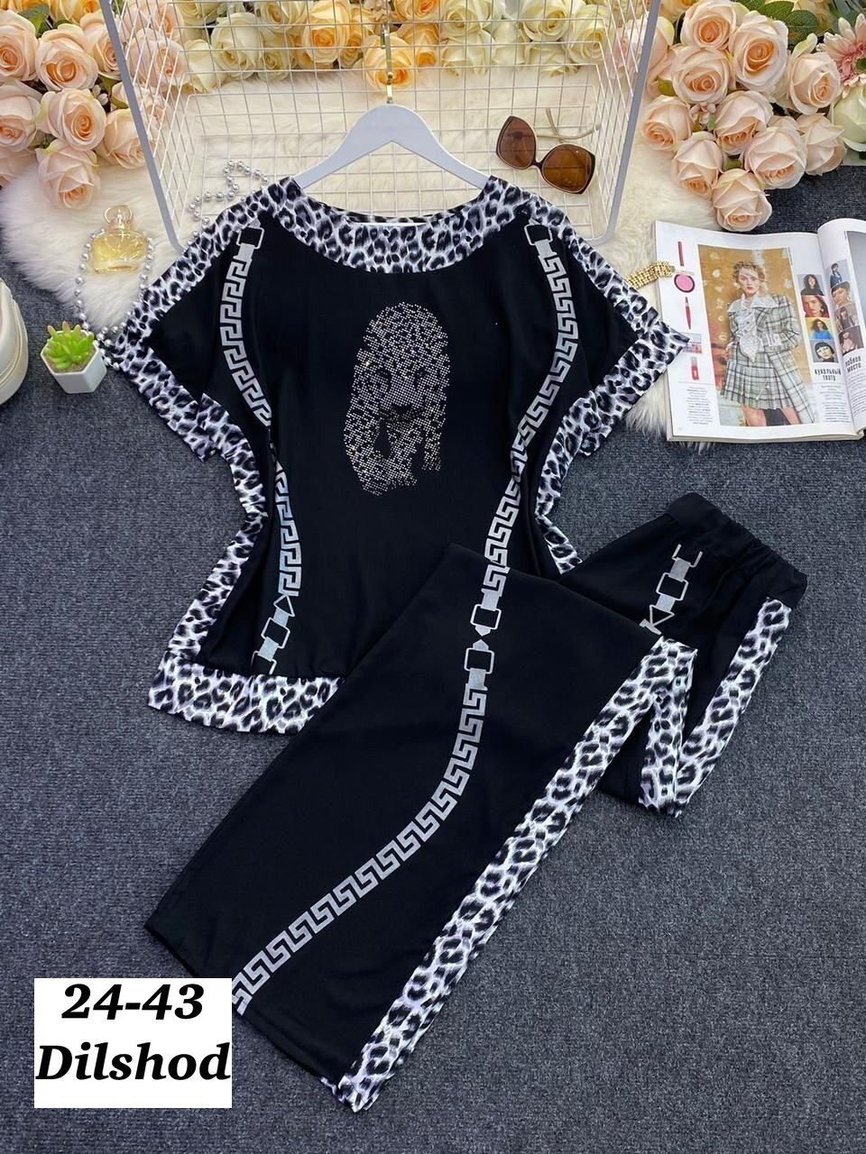 костюм со стразами,турецкие костюмы,костюм женский,костюм двойка женская,костюм турция