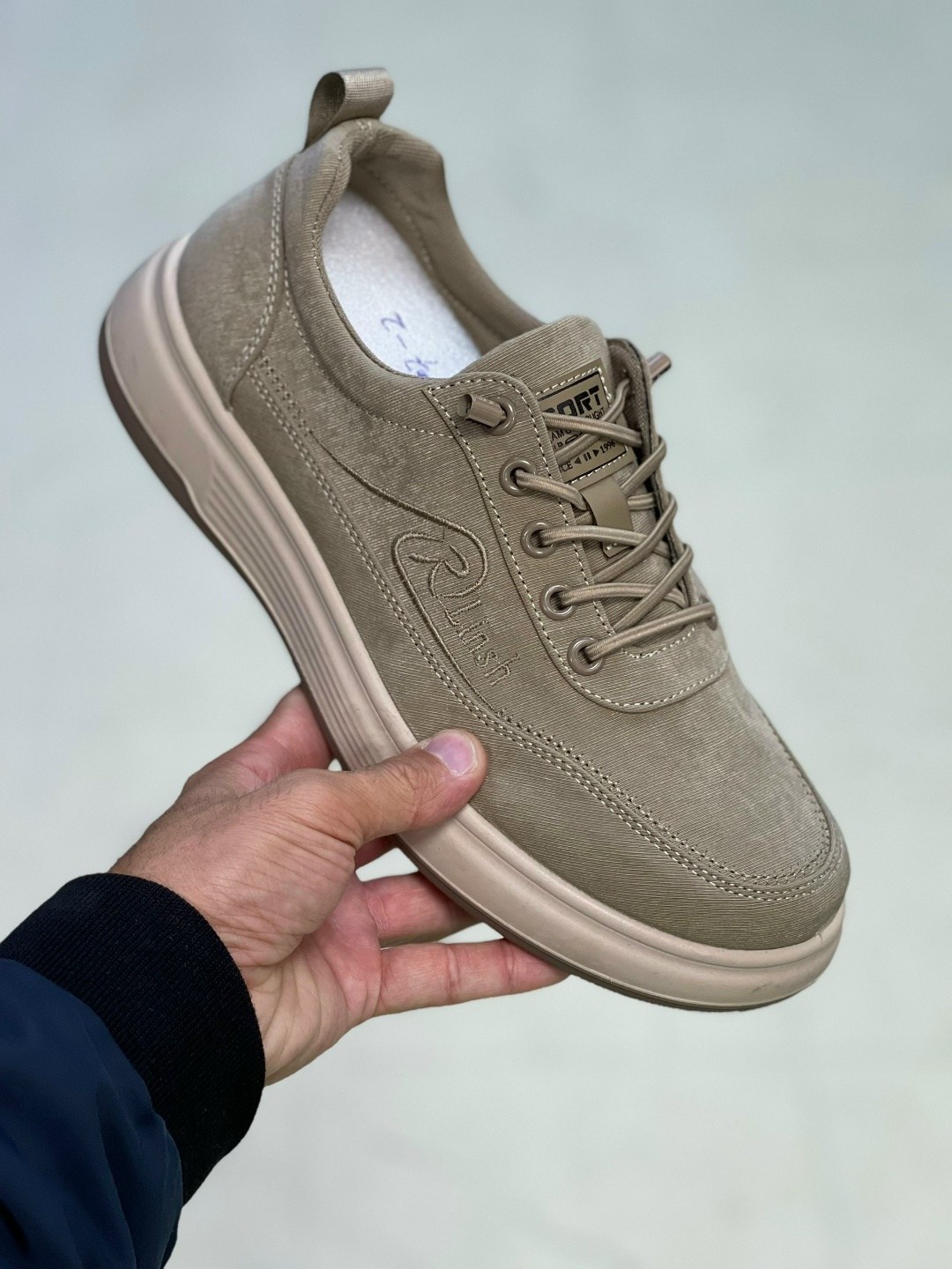 ,кроссовка мужской,мужские кроссовки,повседневная ,мужские повседневные кроссовки