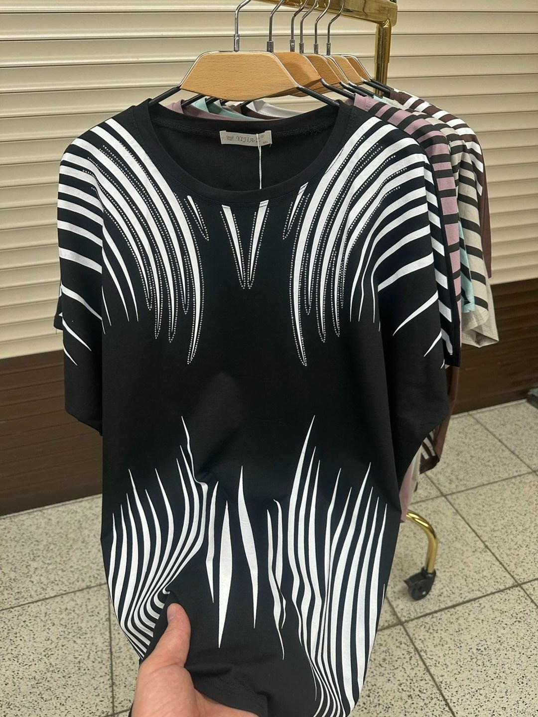 футболки женская,,женская кофта,одежд