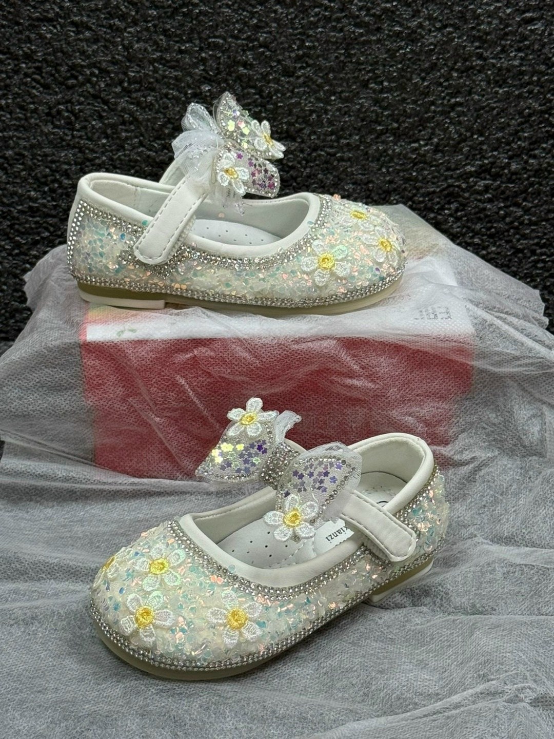 ,туфли девочки,детские туфли,туфли нарядные для девочки,детская