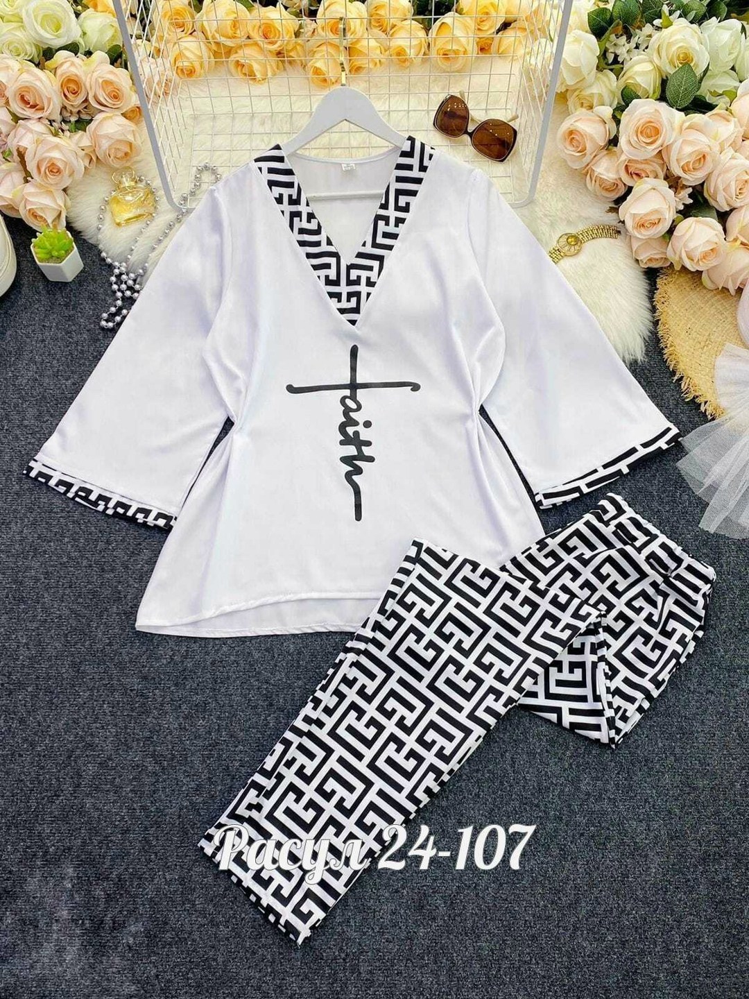 костюм двойка женская,повседневный женский костюм,костюм двойка,женские костюмы,женский повседневный костюм из двух предметов