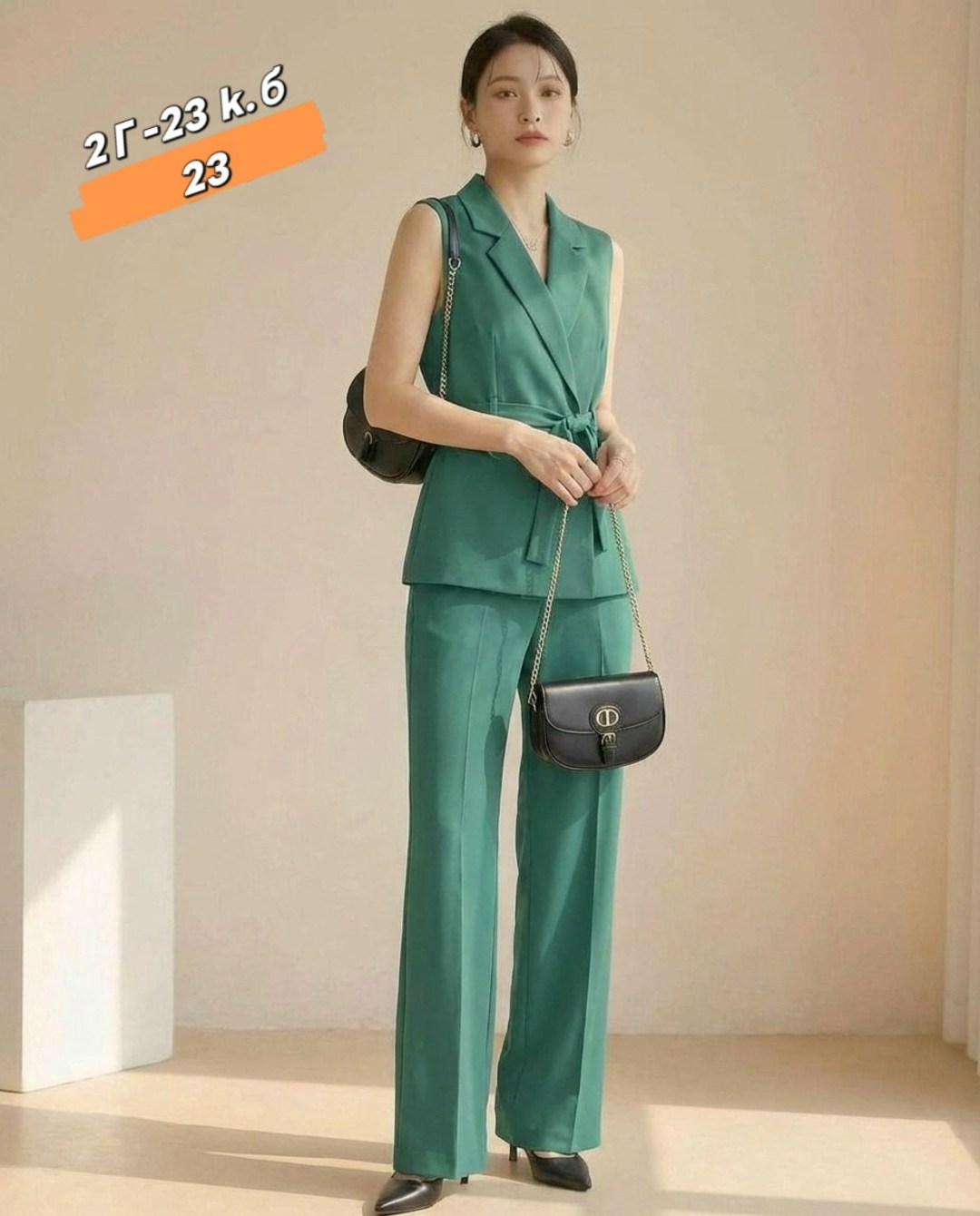 женский брючный костюм,брючный костюм,костюм женский брючный с жилетом,брючный костюм с жилетом,костюм с брюками