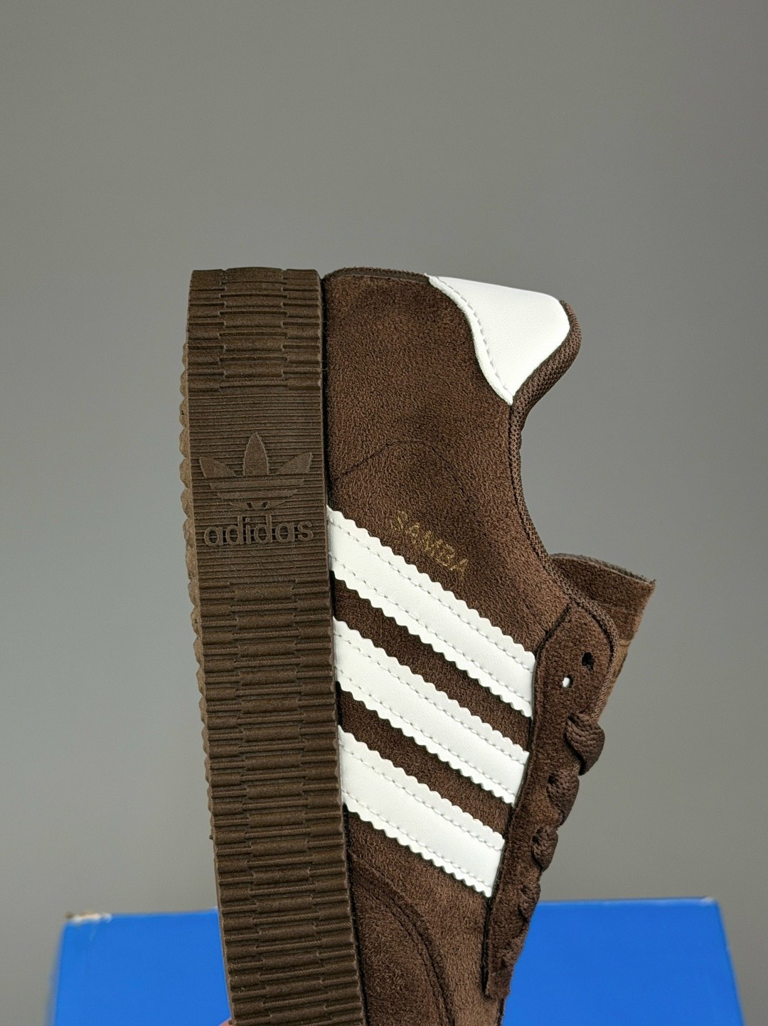 кроссовки adidas spezial,кроссовки adidas samba deco spezial коричневый,кроссовки adidas samba,кроссовки adidas handball spezial,кеды adidas samba коричневые
