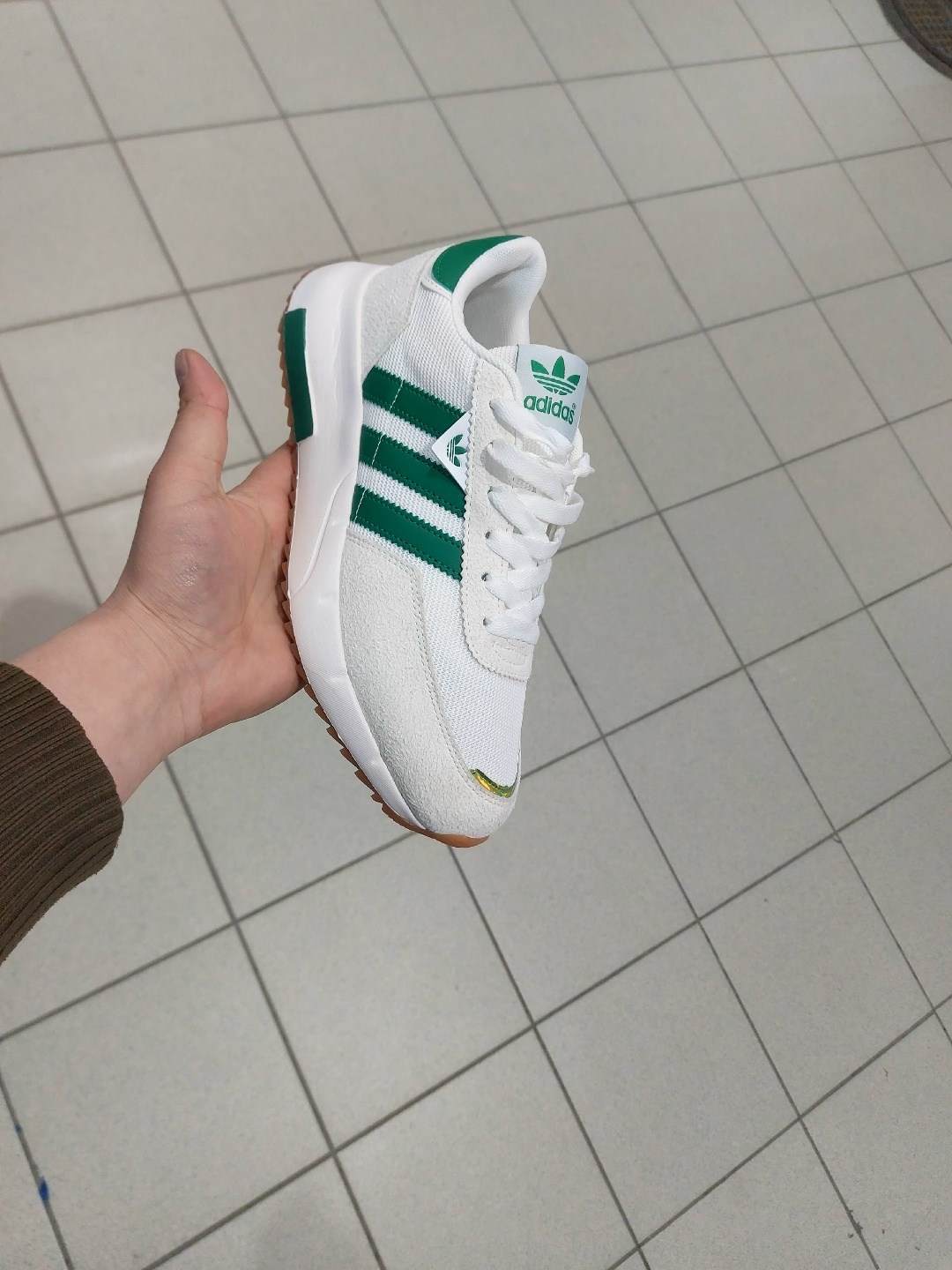 кроссовки мужские adidas,кроссовки adidas,кроссовки adidas retropy,кроссовки адидас,кроссовки адидас модели 2026