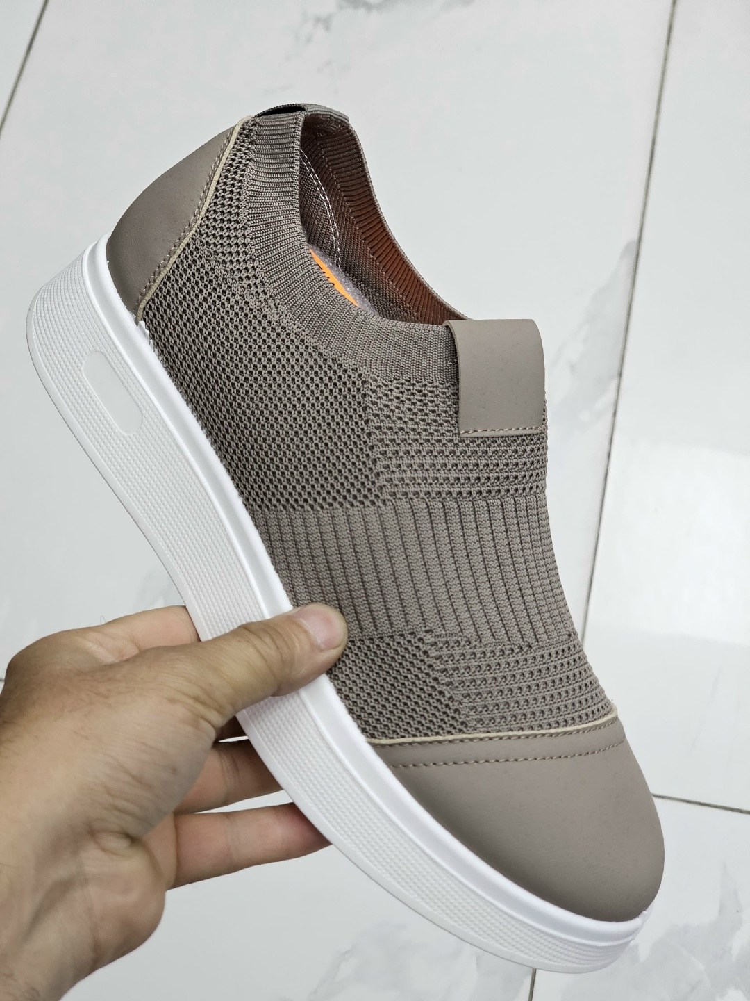 ,повседневная ,спортивная ,слипоны трикотажные,женская