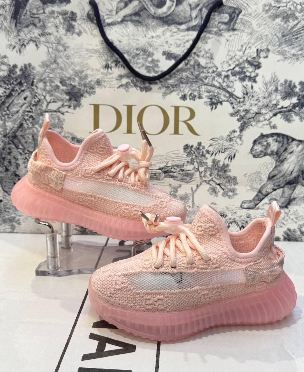 кроссовки adidas yeezy boost 350,кроссовки adidas yeezy boost,adidas yeezy детские,adidas yeezy boost 350 cream white,кроссовки adidas yeezy