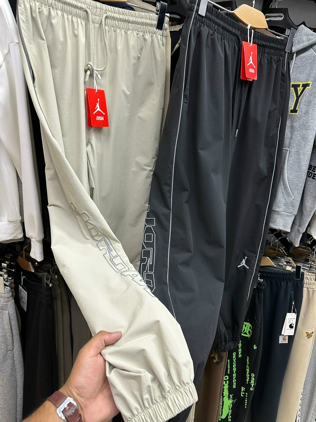 мужские спортивные штаны,мужские брюки спортивные,мужские спортивные брюки jordan,брюки спортивные,спортивные штаны