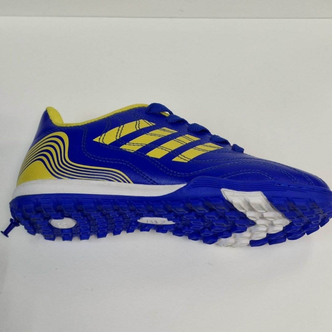 сороконожки для футбола,adidas copa футзалки,сороконожки для футбола салатовый,футбольная ,кроссовки футбольные