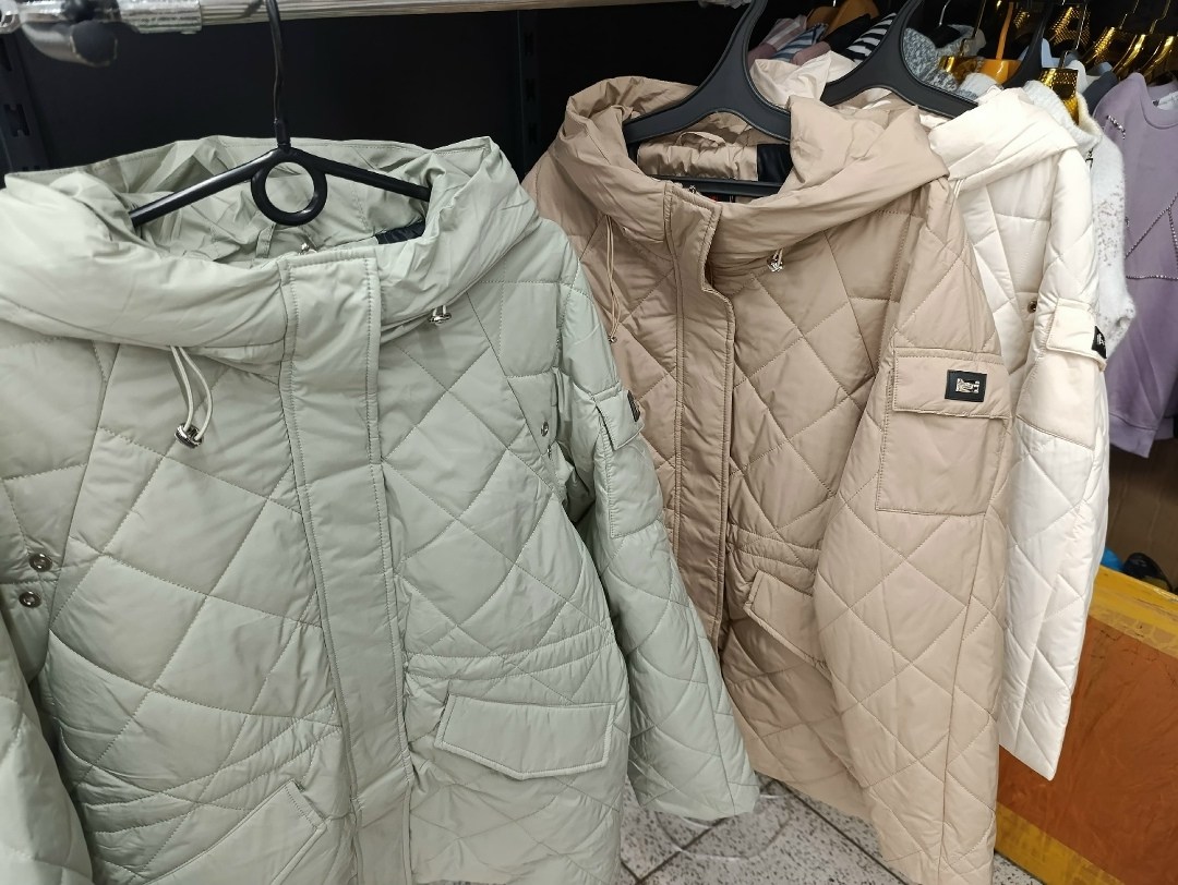 куртка демисезонная,куртка женская демисезонная,куртка стеганая,женская куртка,демисезонная куртка белый