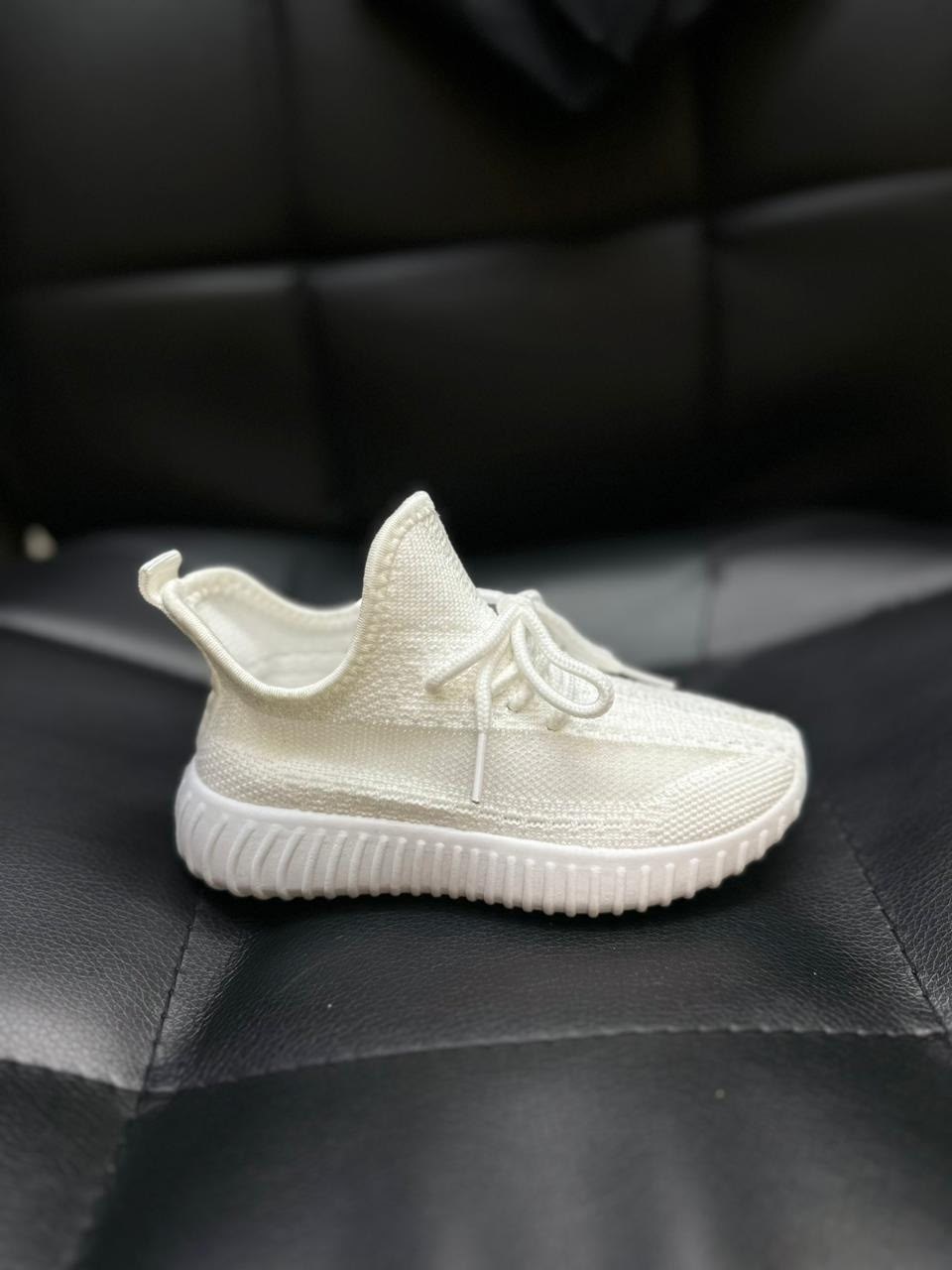 кроссовки детские текстильные yeezy boost кеды изи,кроссовки изи,кроссовки изики,кроссовки,детские кроссовки