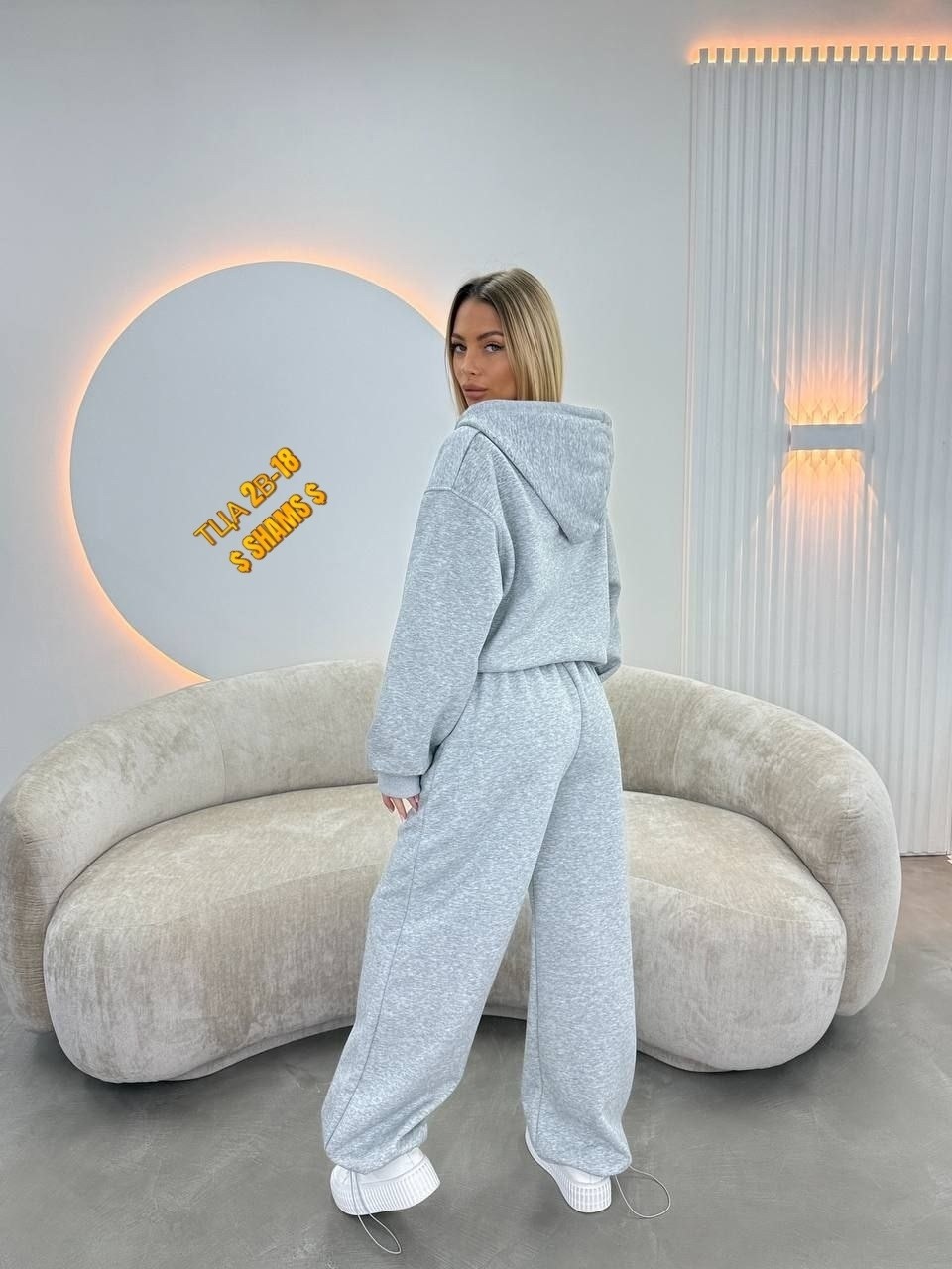 спортивный велюровый костюм,костюм велюровый,костюм спортивный,костюм велюровый женский,костюм спортивный женский