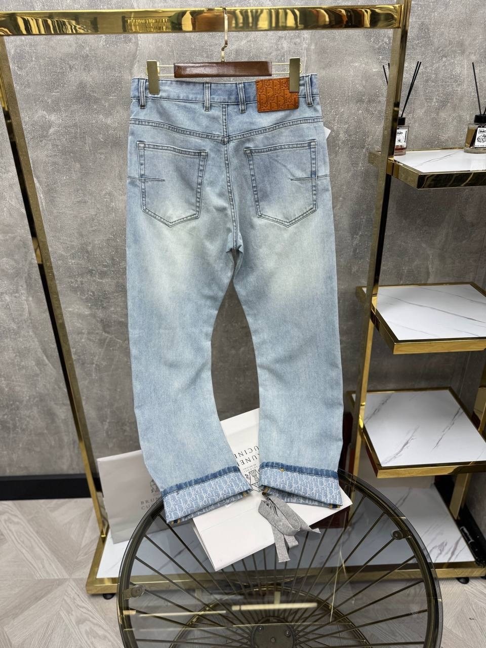 стильные джинсы,джинсы мужские,джинсы брендовые,джинсы модные,джинсы для мужчин