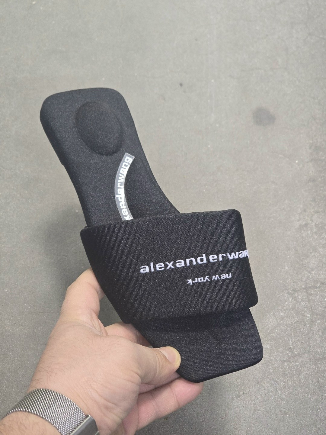 женские шлепанцы,,босоножки шлепанцы,модные тапочки,модные сандалии