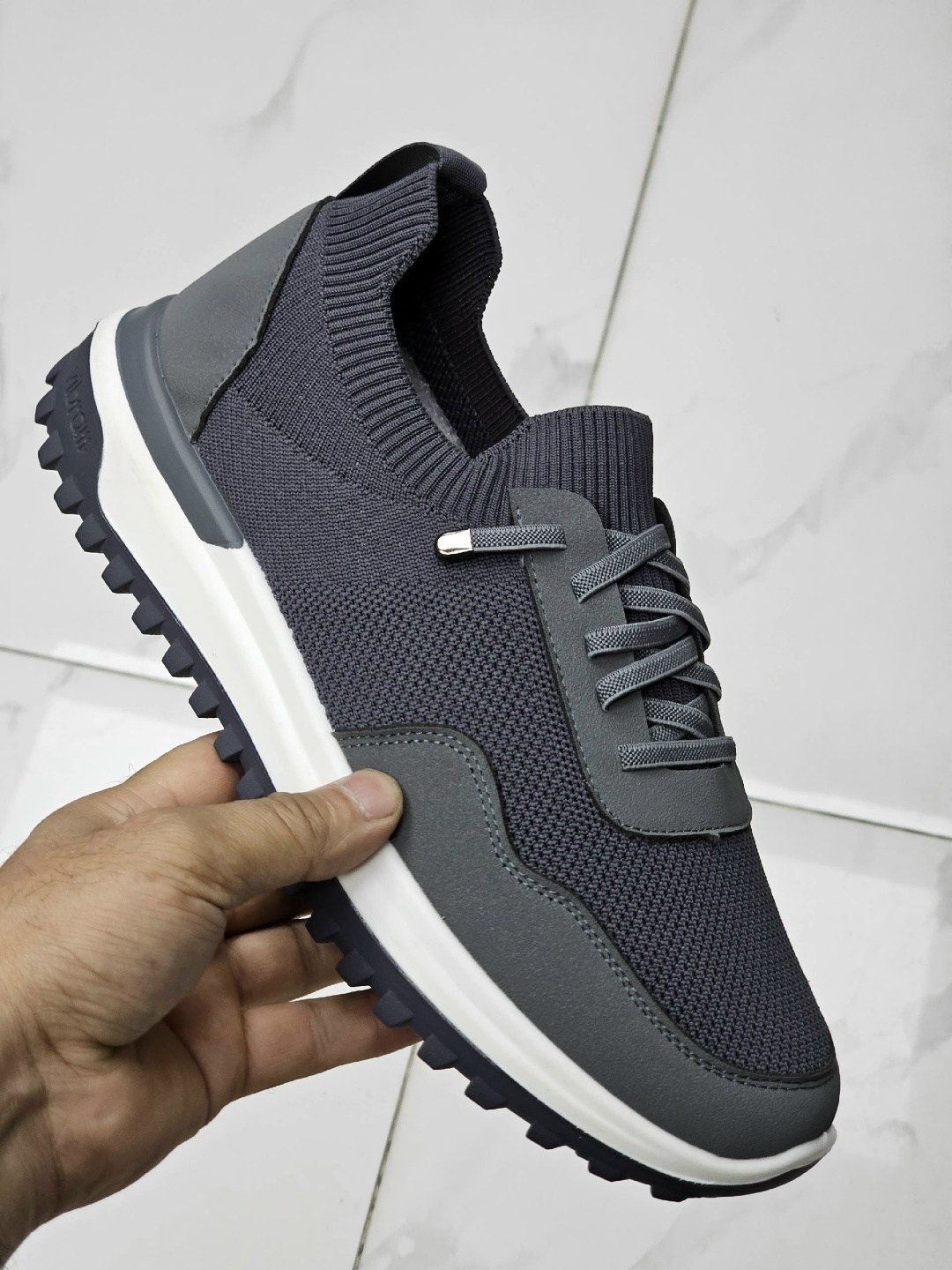 мужские кроссовки,кроссовка мужской,,женские кроссовки,повседневные кроссовки